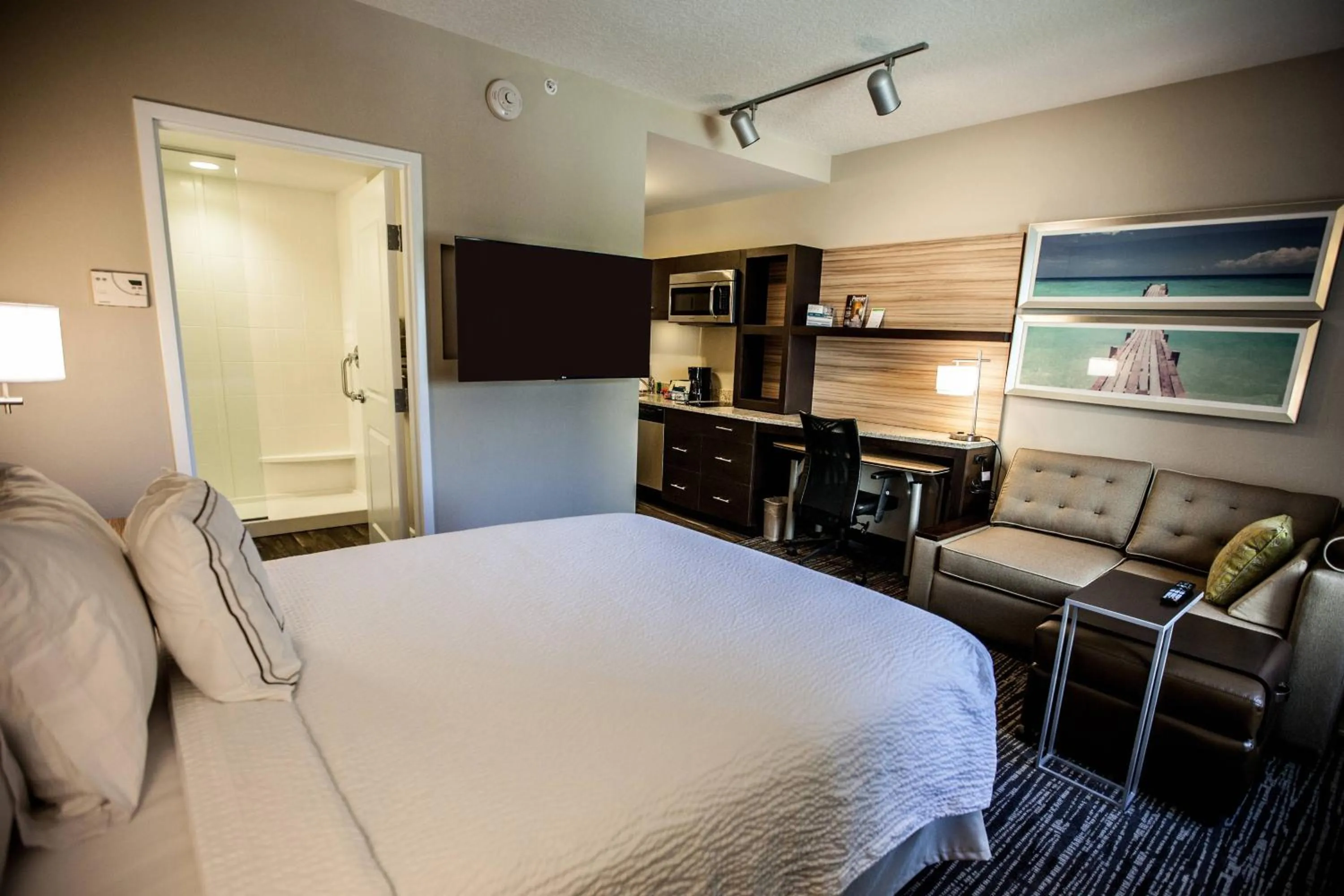 Photo of the whole room, Bed in TownePlace Suites by Marriott Boynton Beach