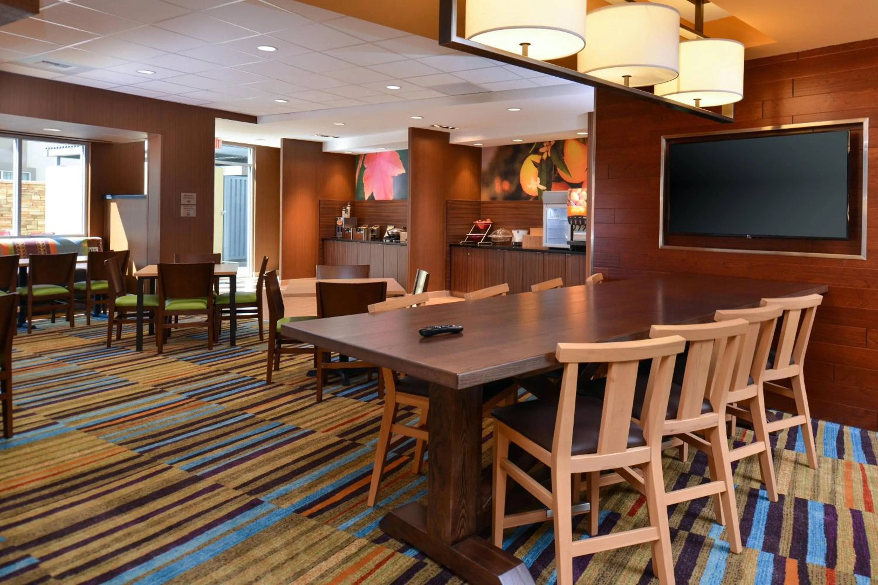 Breakfast in Fairfield Inn & Suites by Marriott Sacramento Airport Woodland