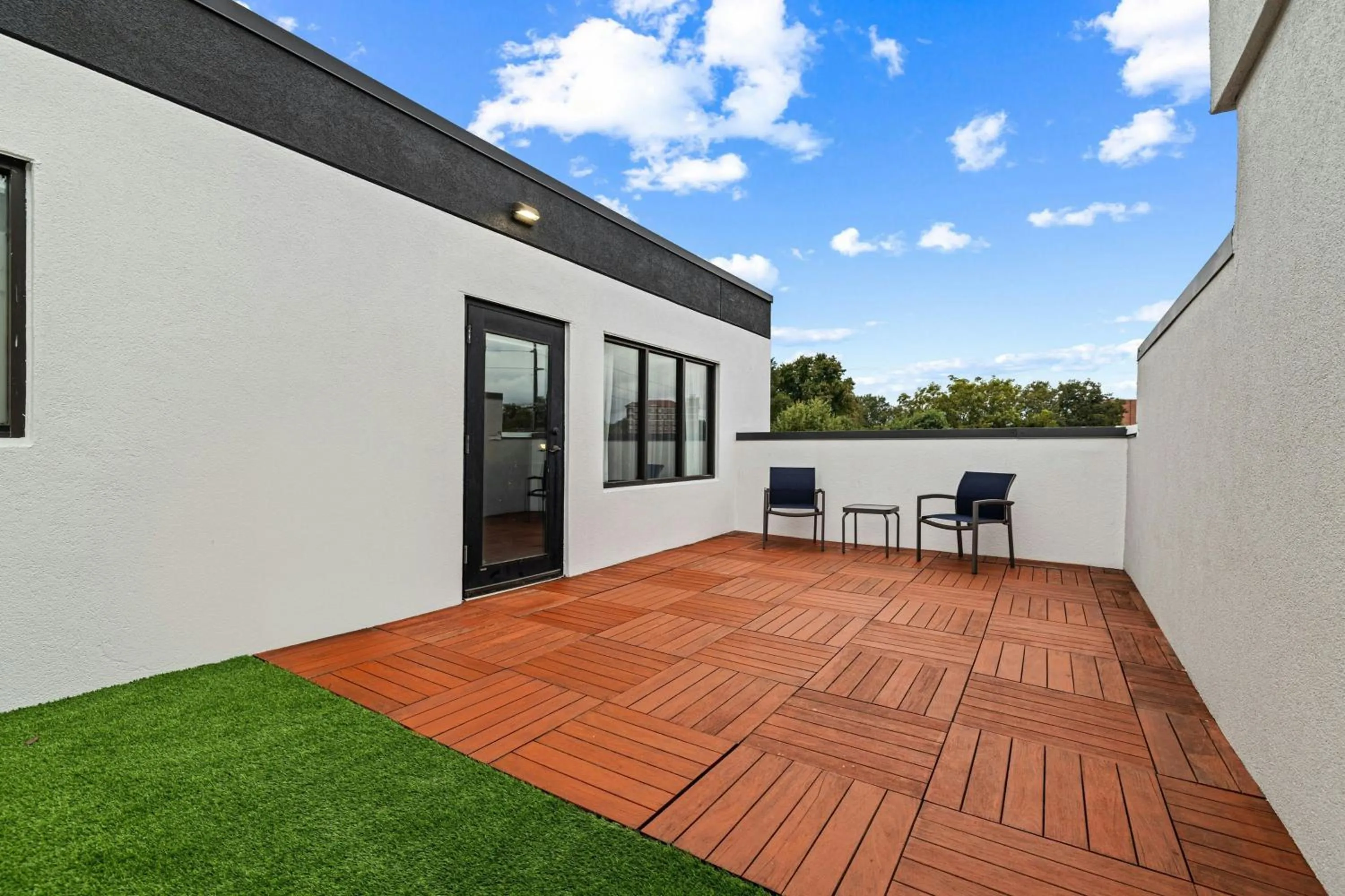 Photo of the whole room in Courtyard by Marriott Oxford