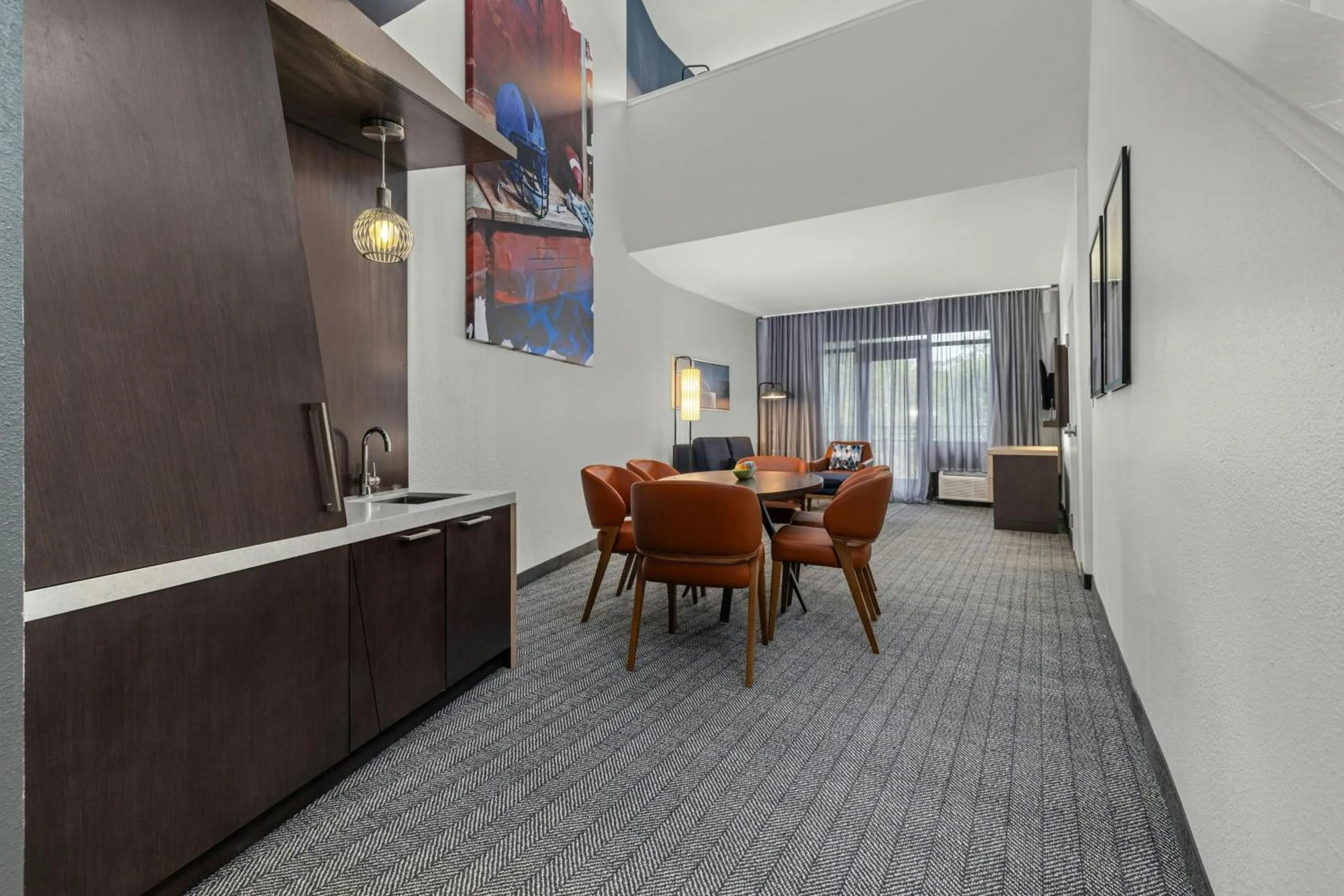 Photo of the whole room in Courtyard by Marriott Oxford