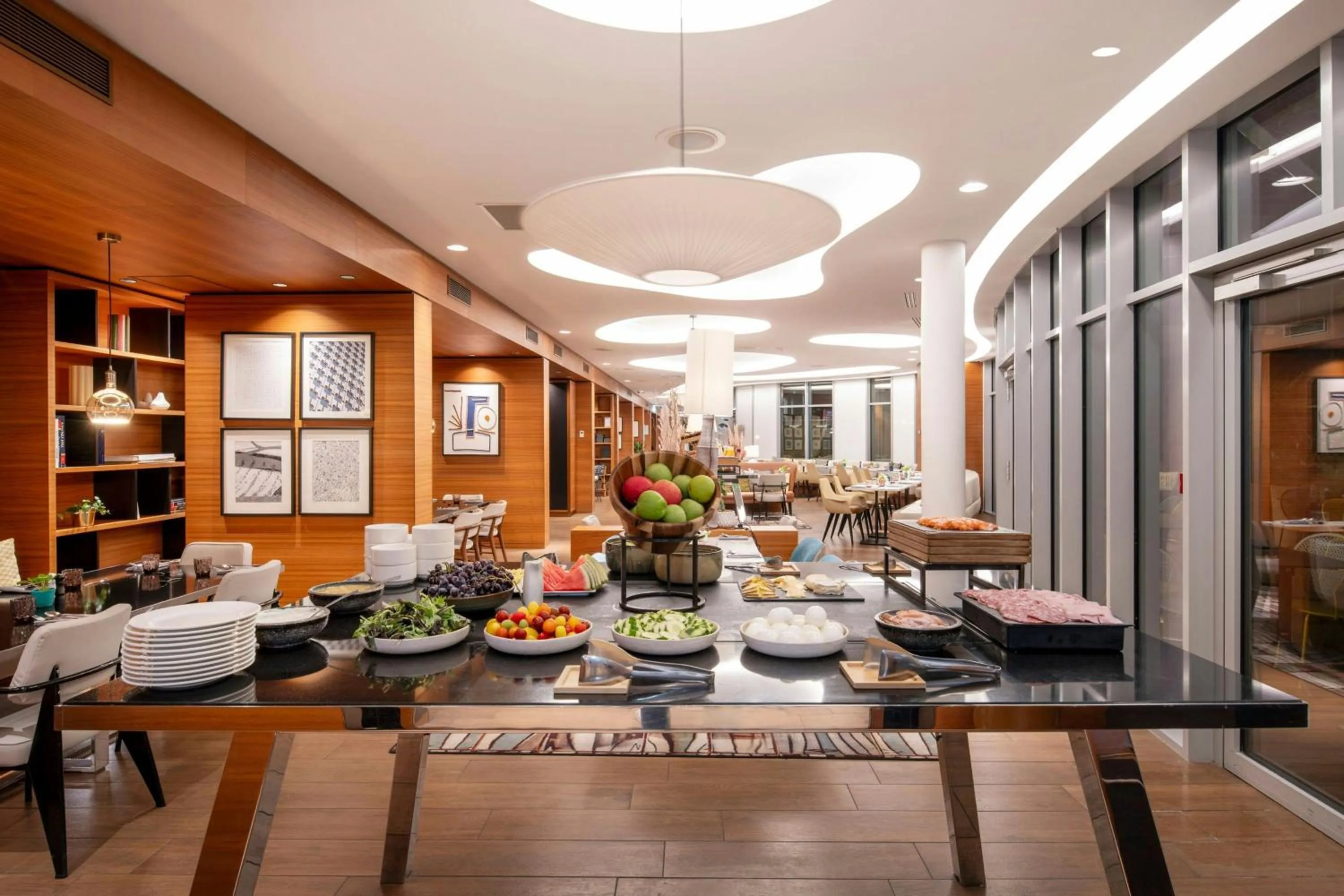 Breakfast in Renaissance Paris Republique Hotel & Spa