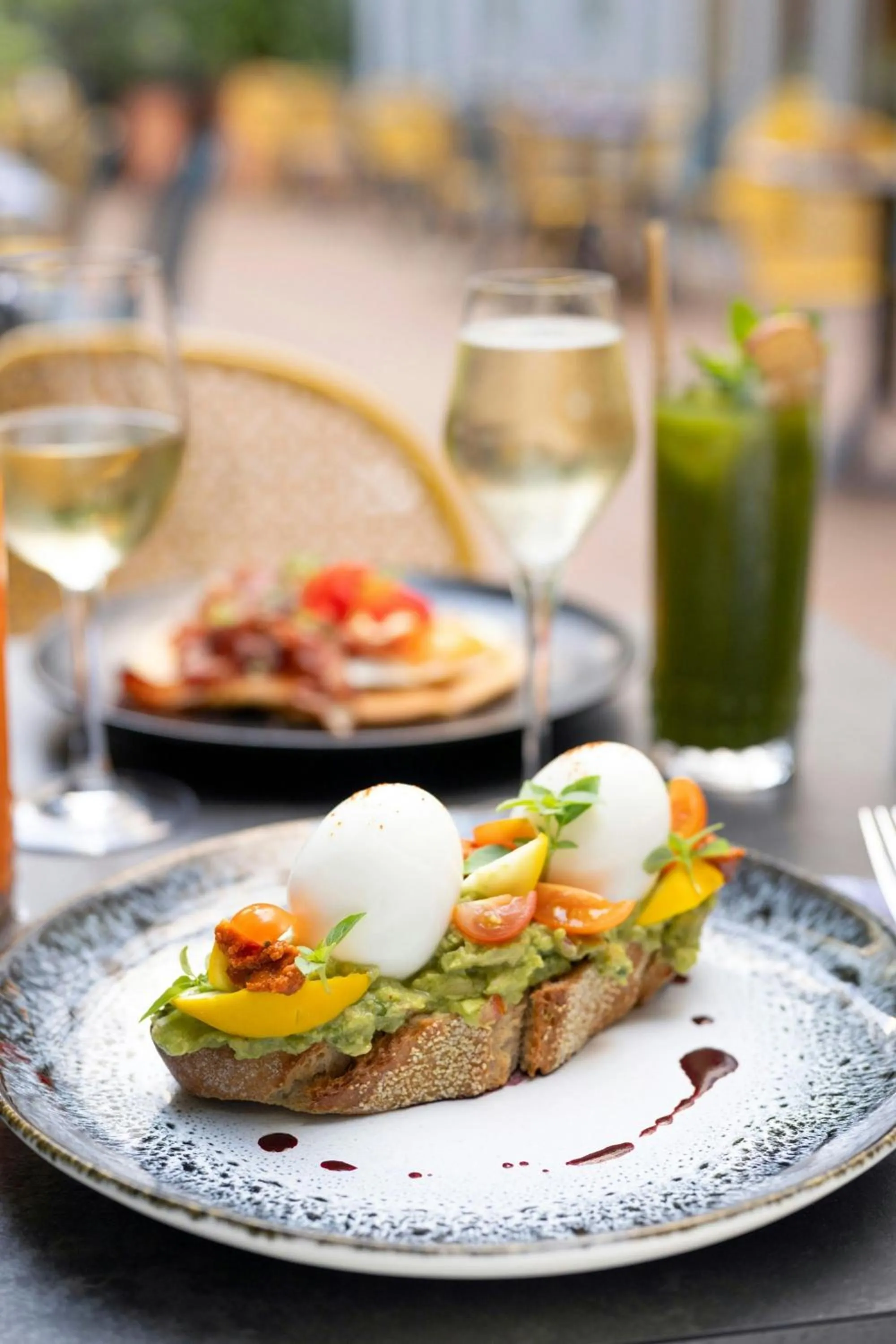 Restaurant/places to eat in Renaissance Paris Republique Hotel & Spa