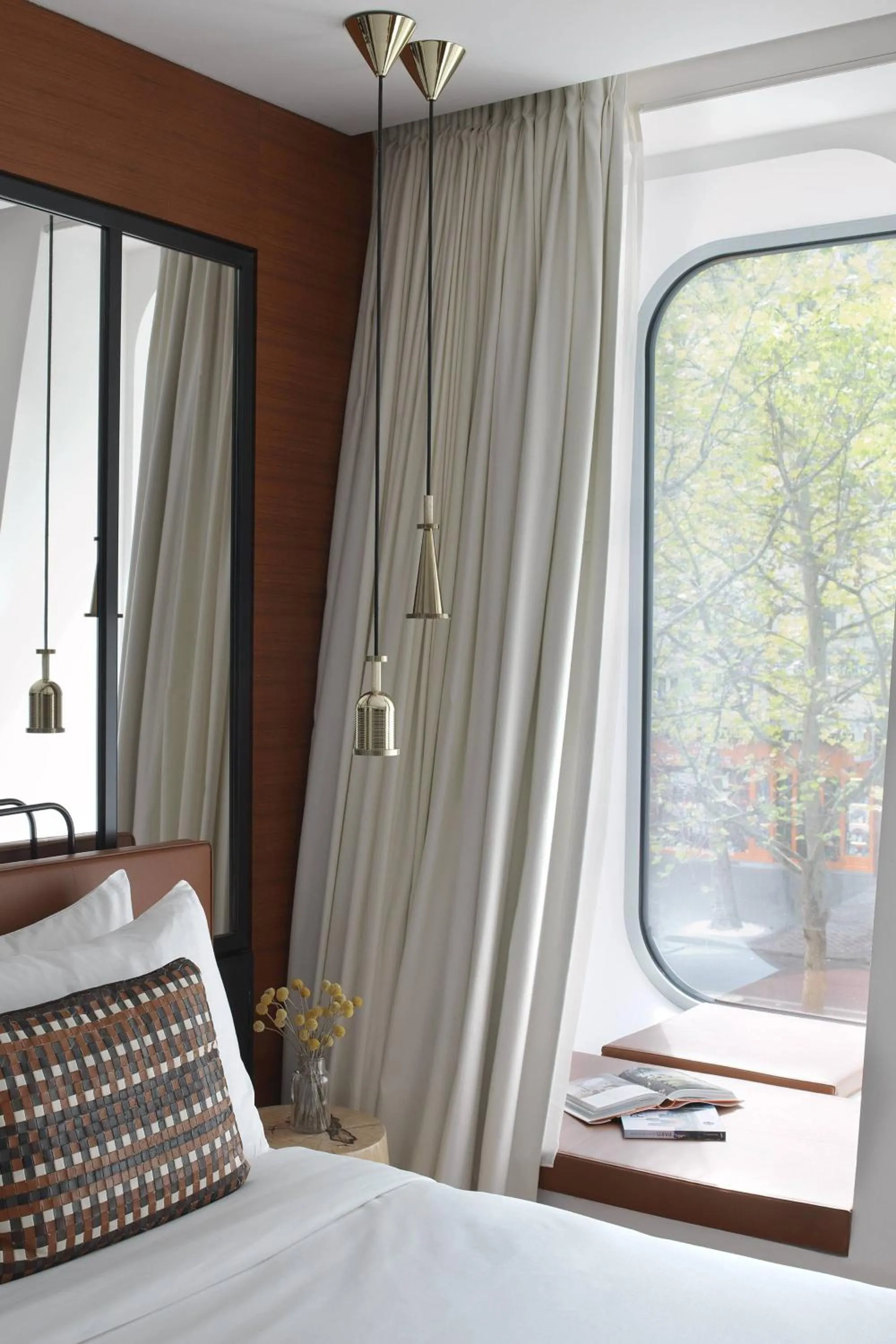 Photo of the whole room, Bed in Renaissance Paris Republique Hotel & Spa