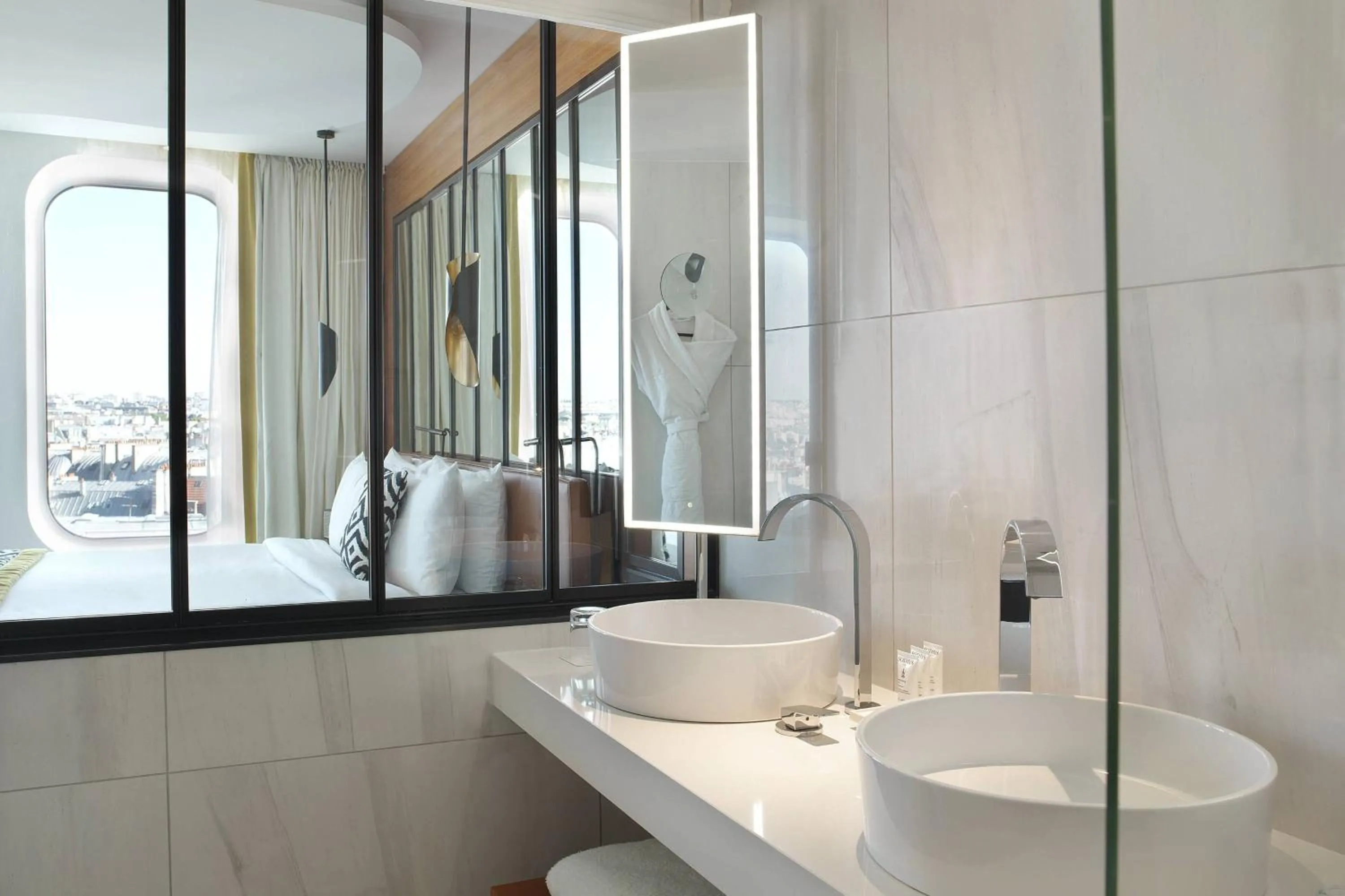 Bathroom in Renaissance Paris Republique Hotel & Spa