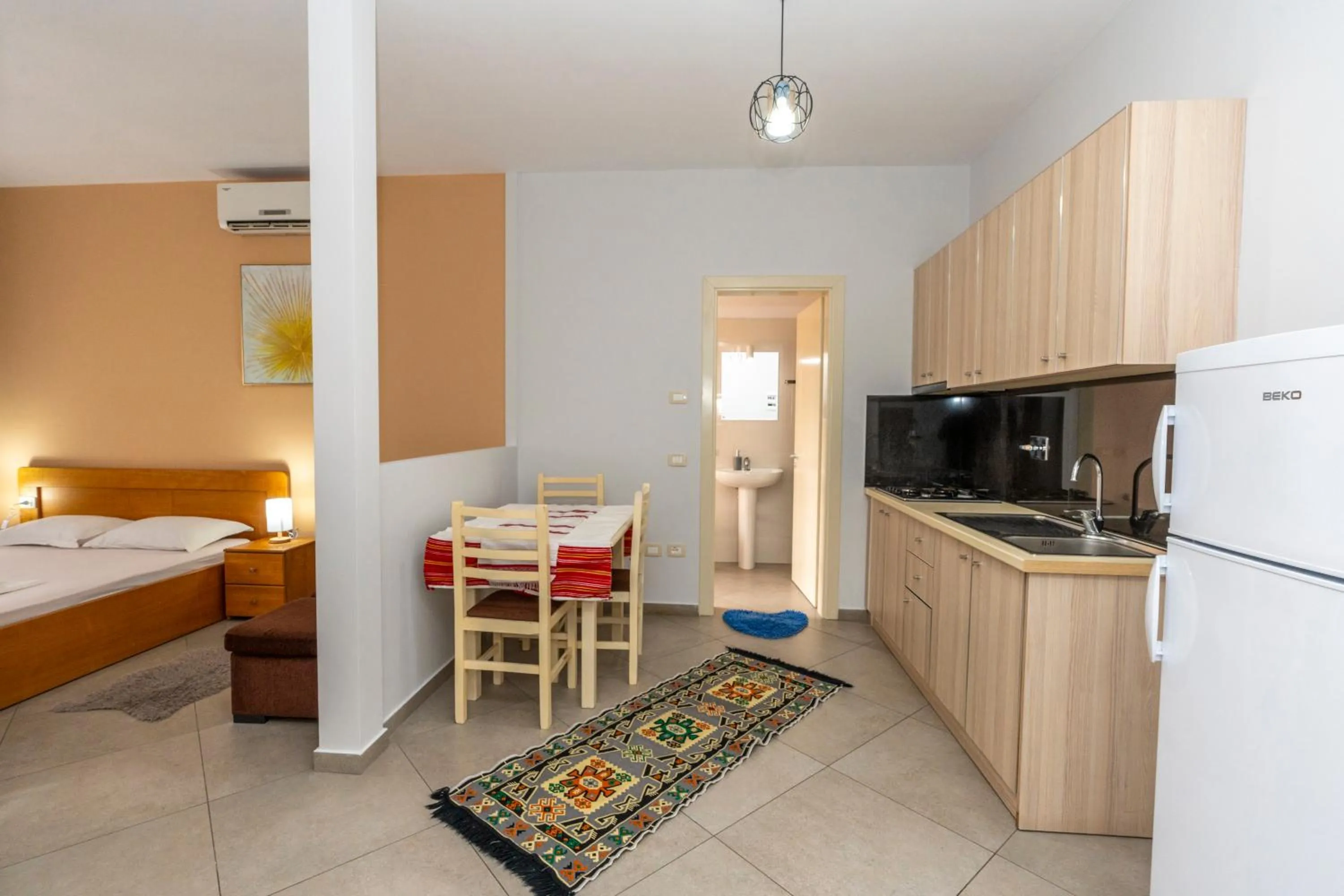 Bed in Hotel Shkodra L