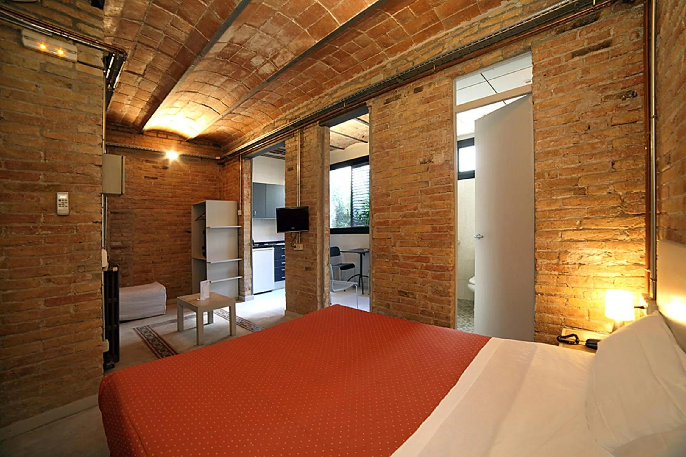 Photo of the whole room, Bed in Apartamentos DV