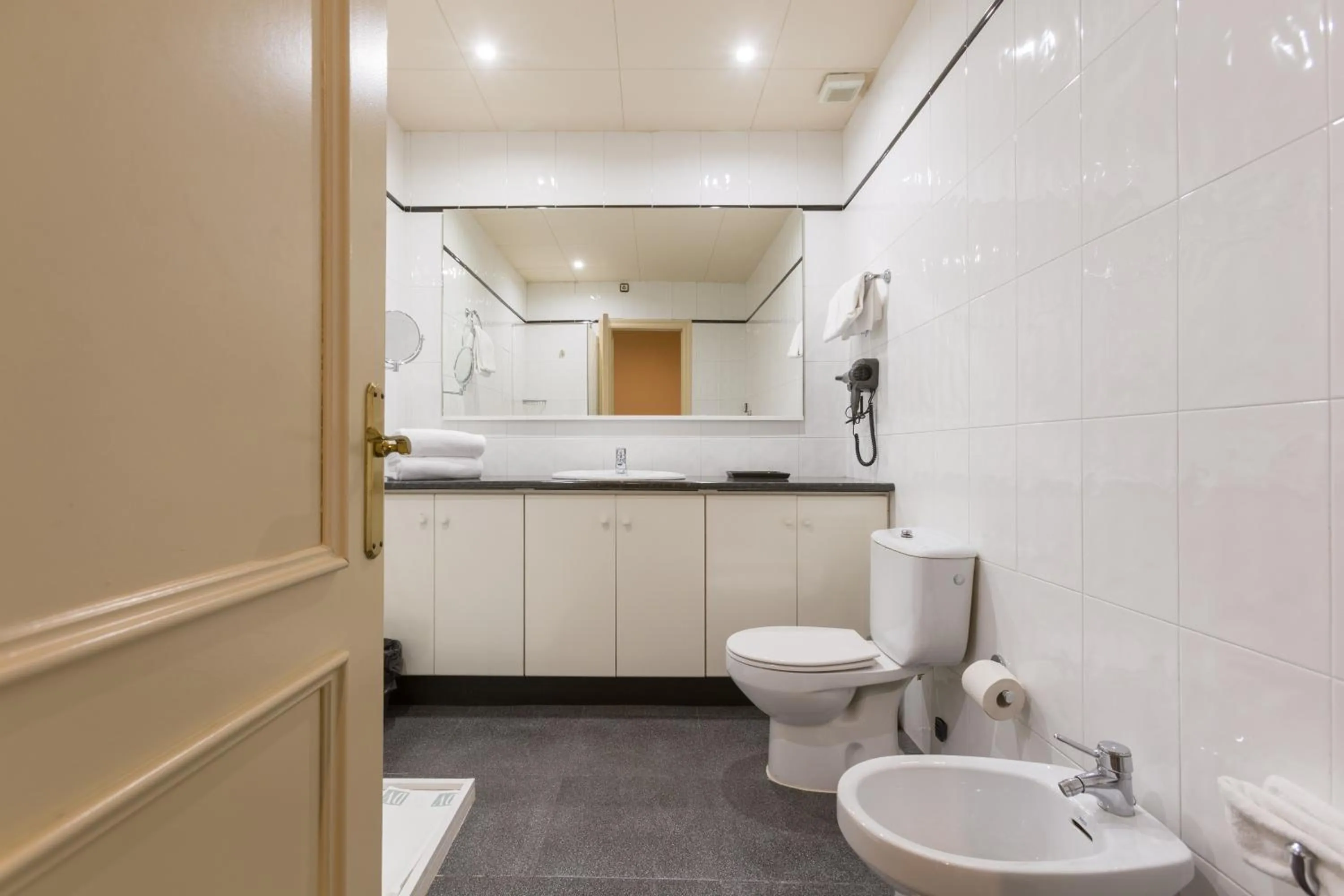 Bathroom in Apartamentos DV