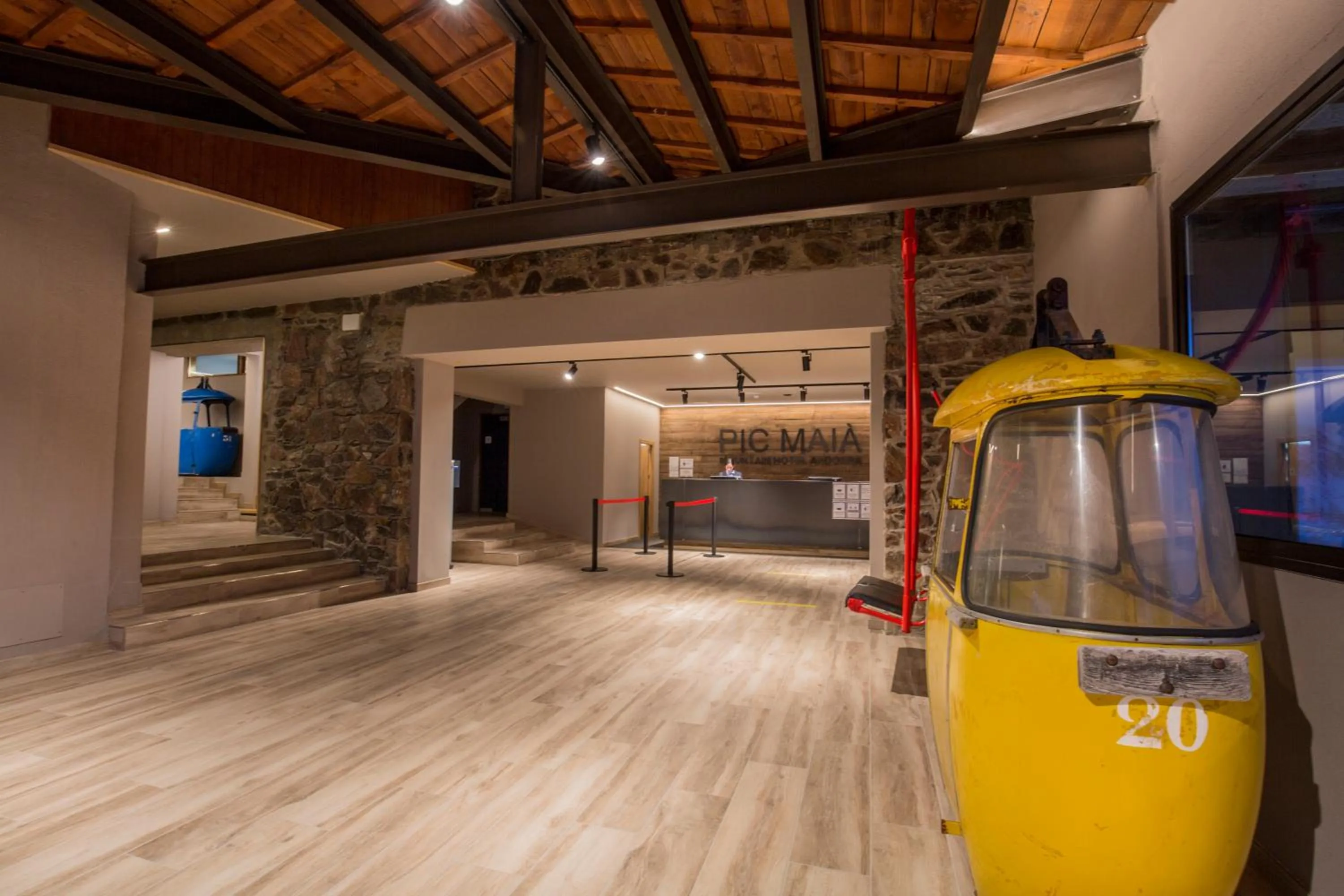Lobby or reception in Pic Maià Mountain Hotel