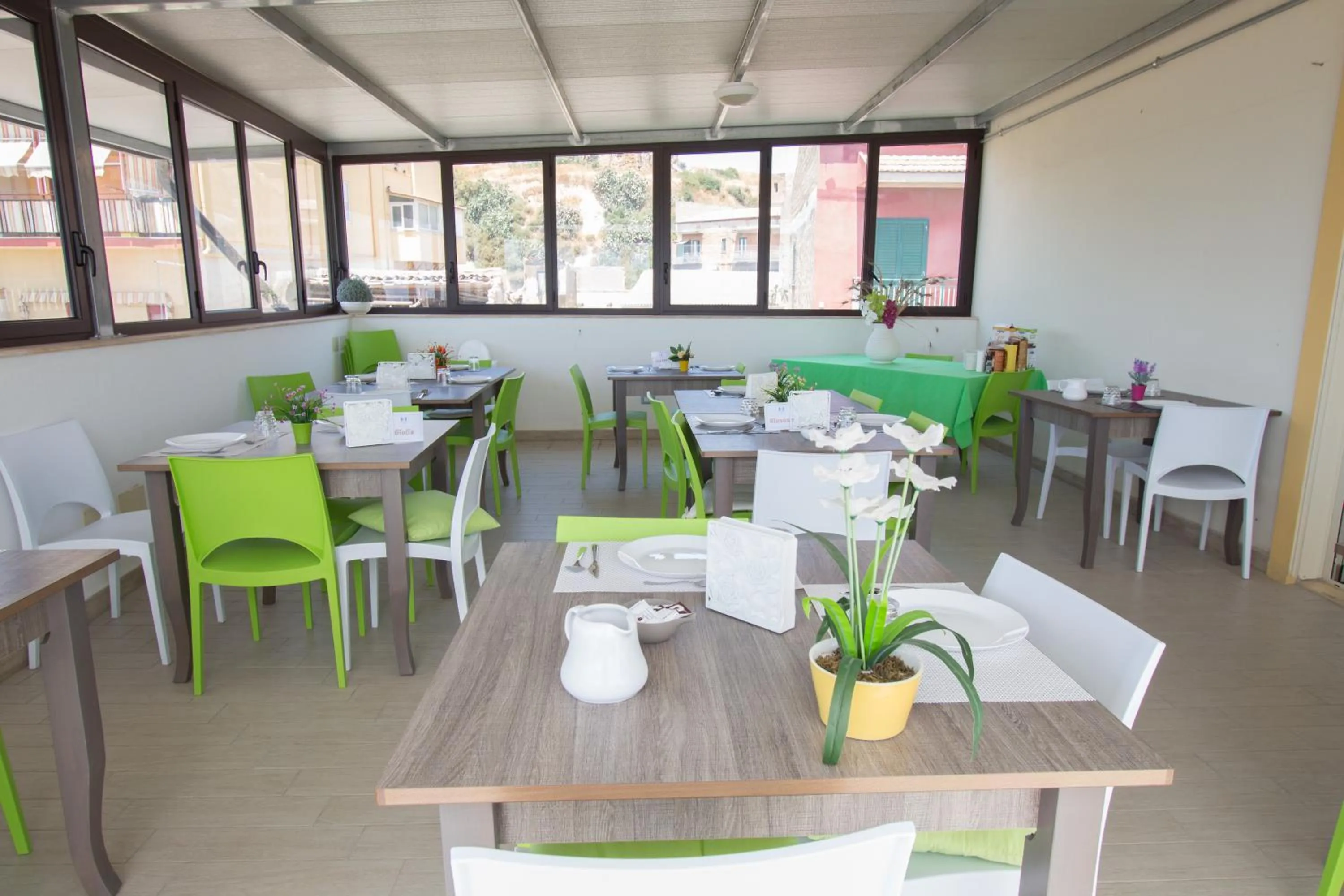 Restaurant/places to eat in B&B Baglio Santa Croce