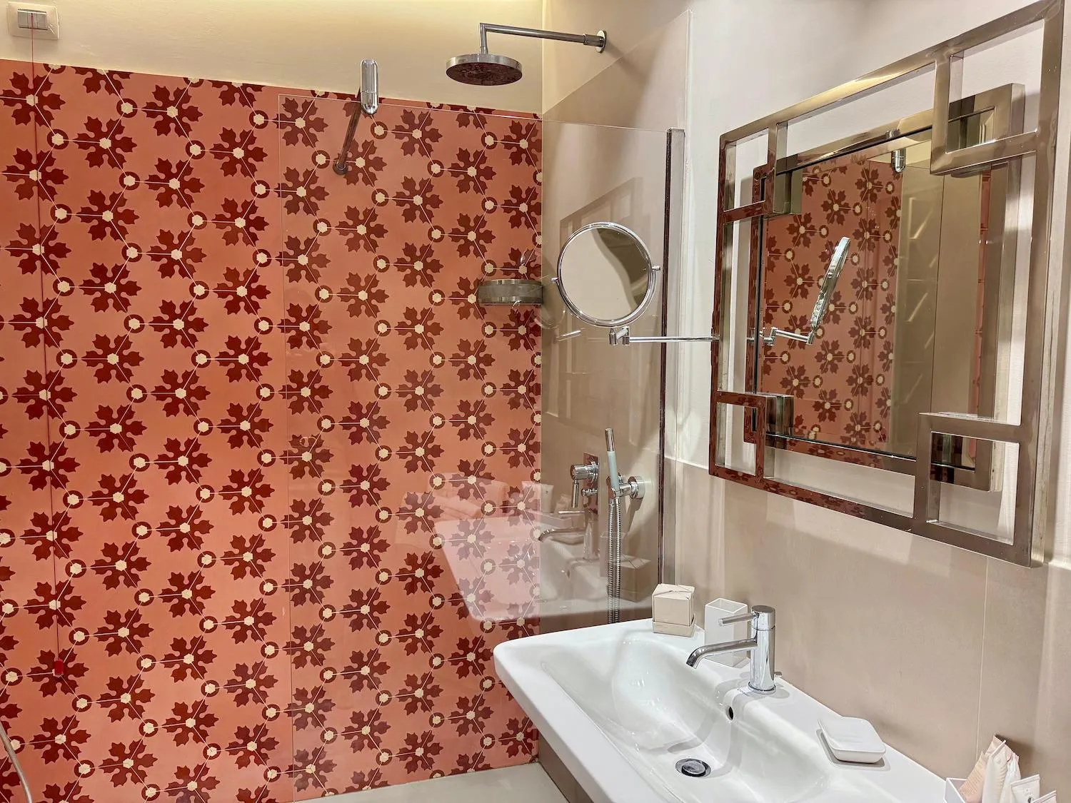 Shower in Hotel San Michele