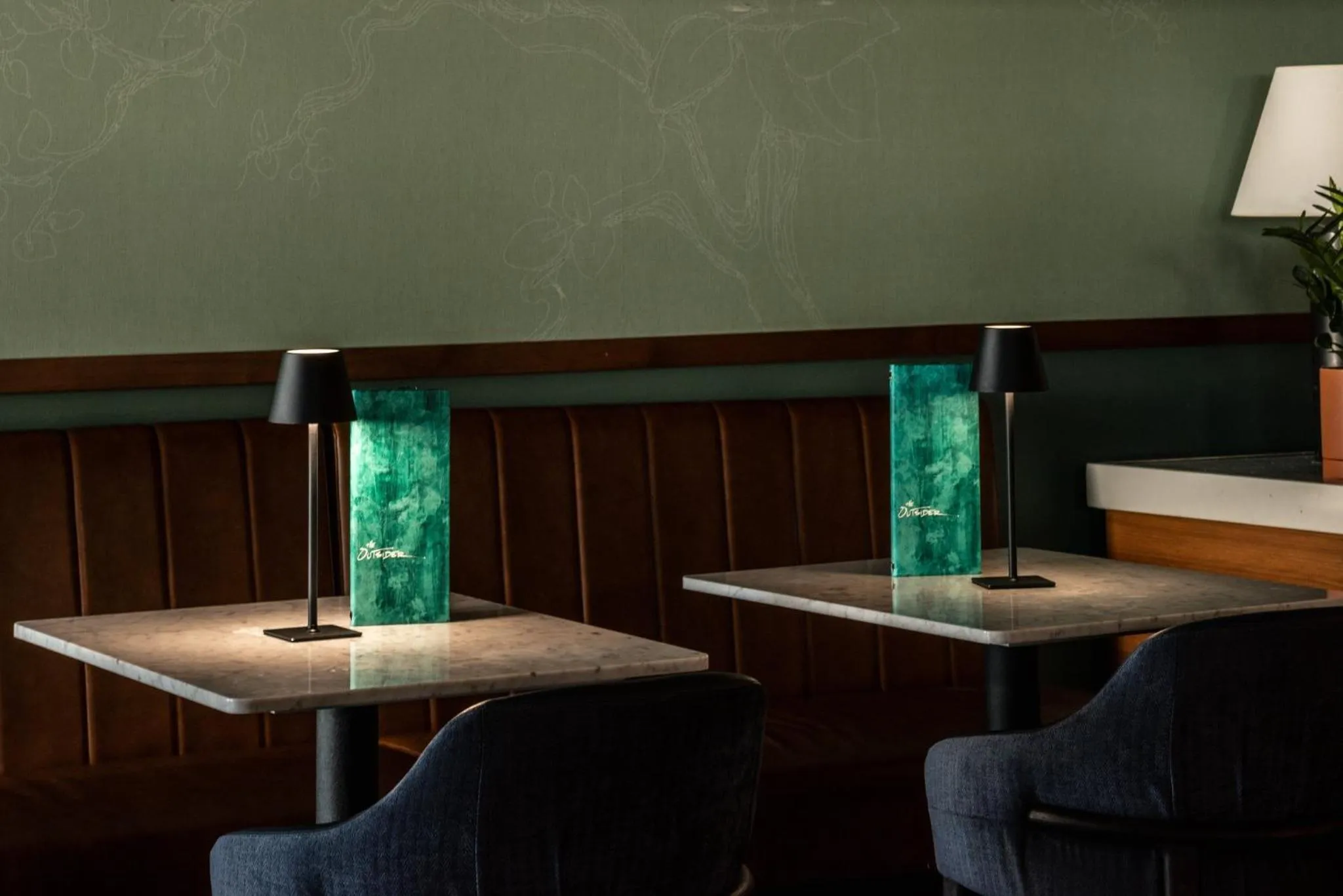 Restaurant/places to eat in Kimpton Journeyman Hotel by IHG