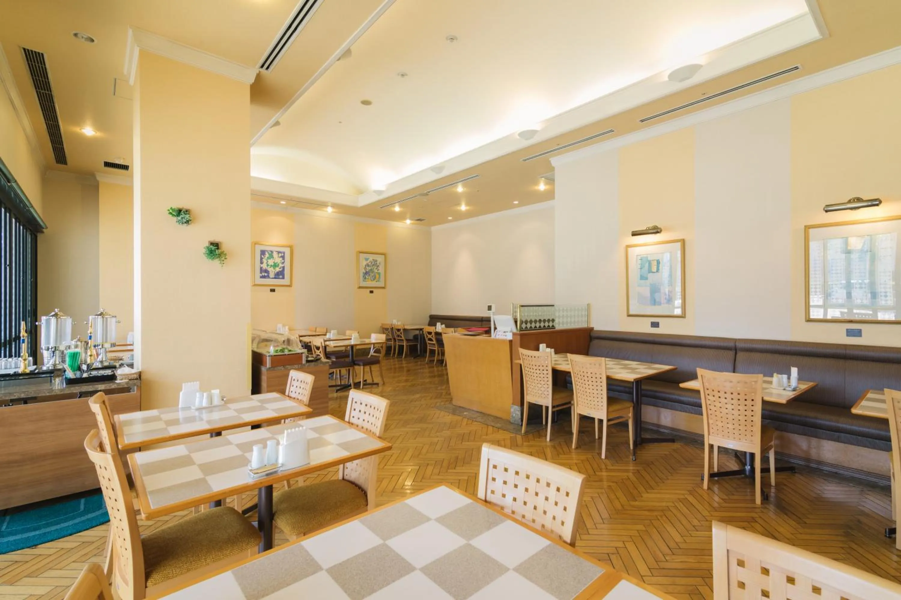 Restaurant/places to eat in JR Hotel Clement Uwajima