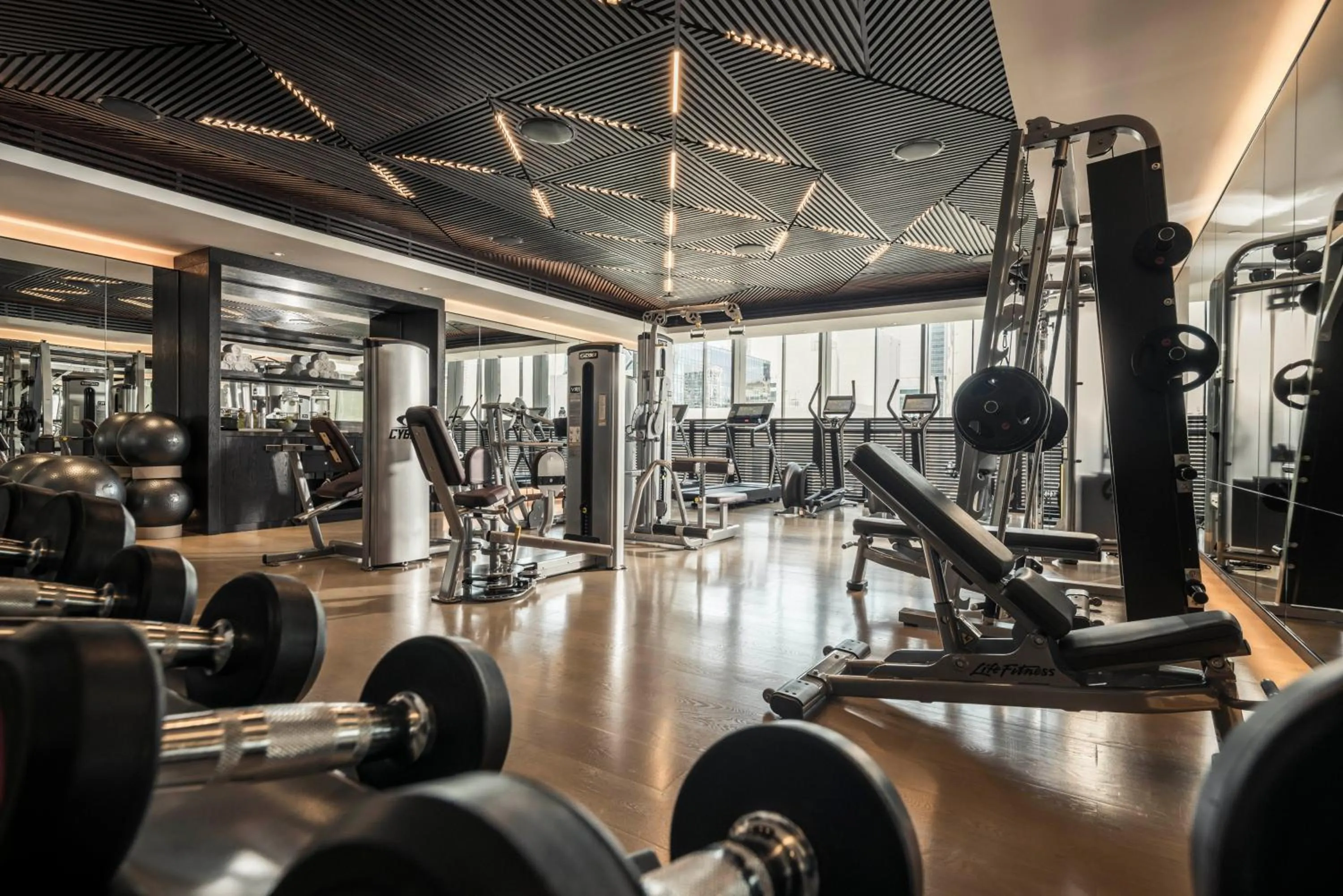 Fitness centre/facilities in Four Seasons Hotel Dubai International Financial Centre