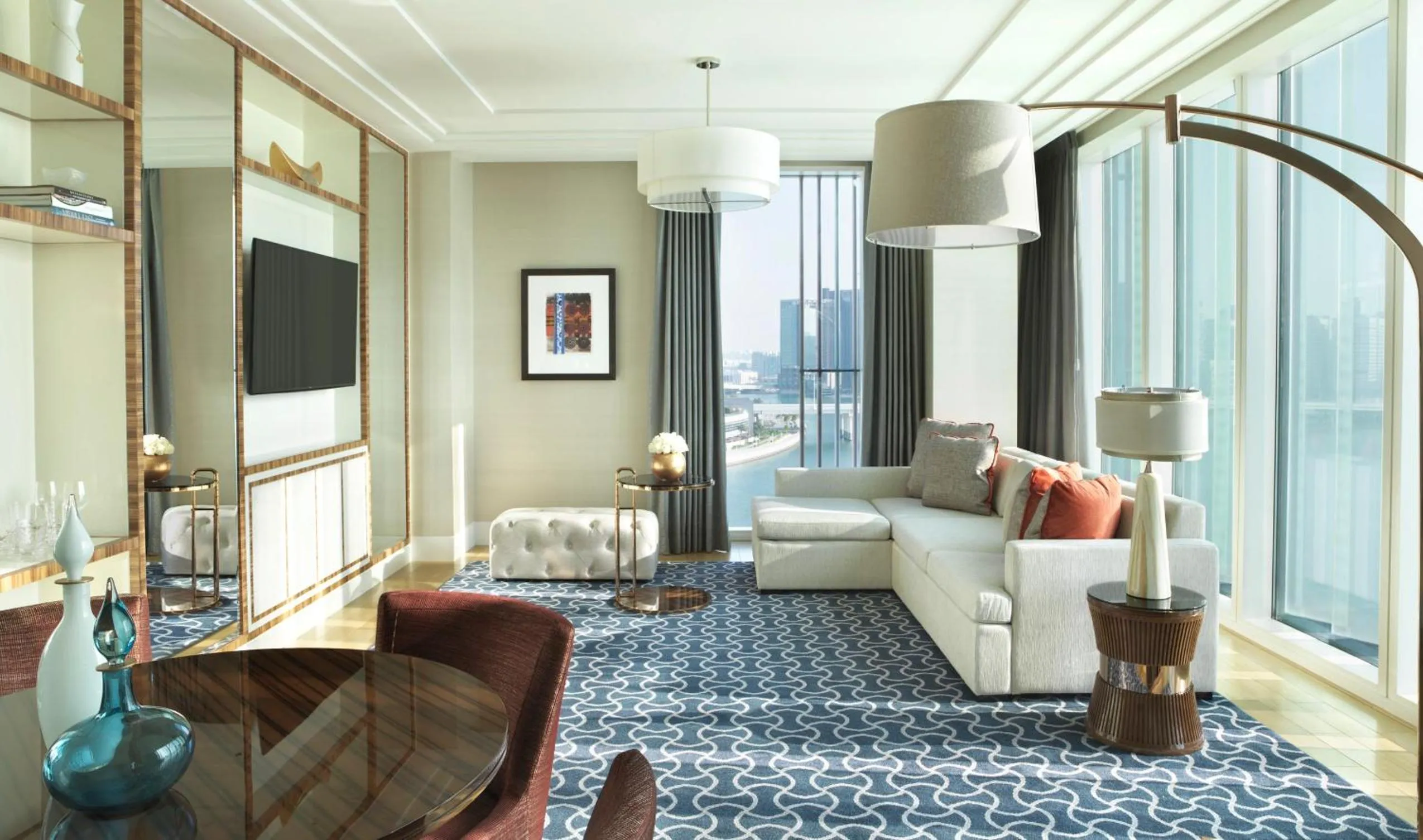 Living room in Four Seasons Hotel Abu Dhabi at Al Maryah Island