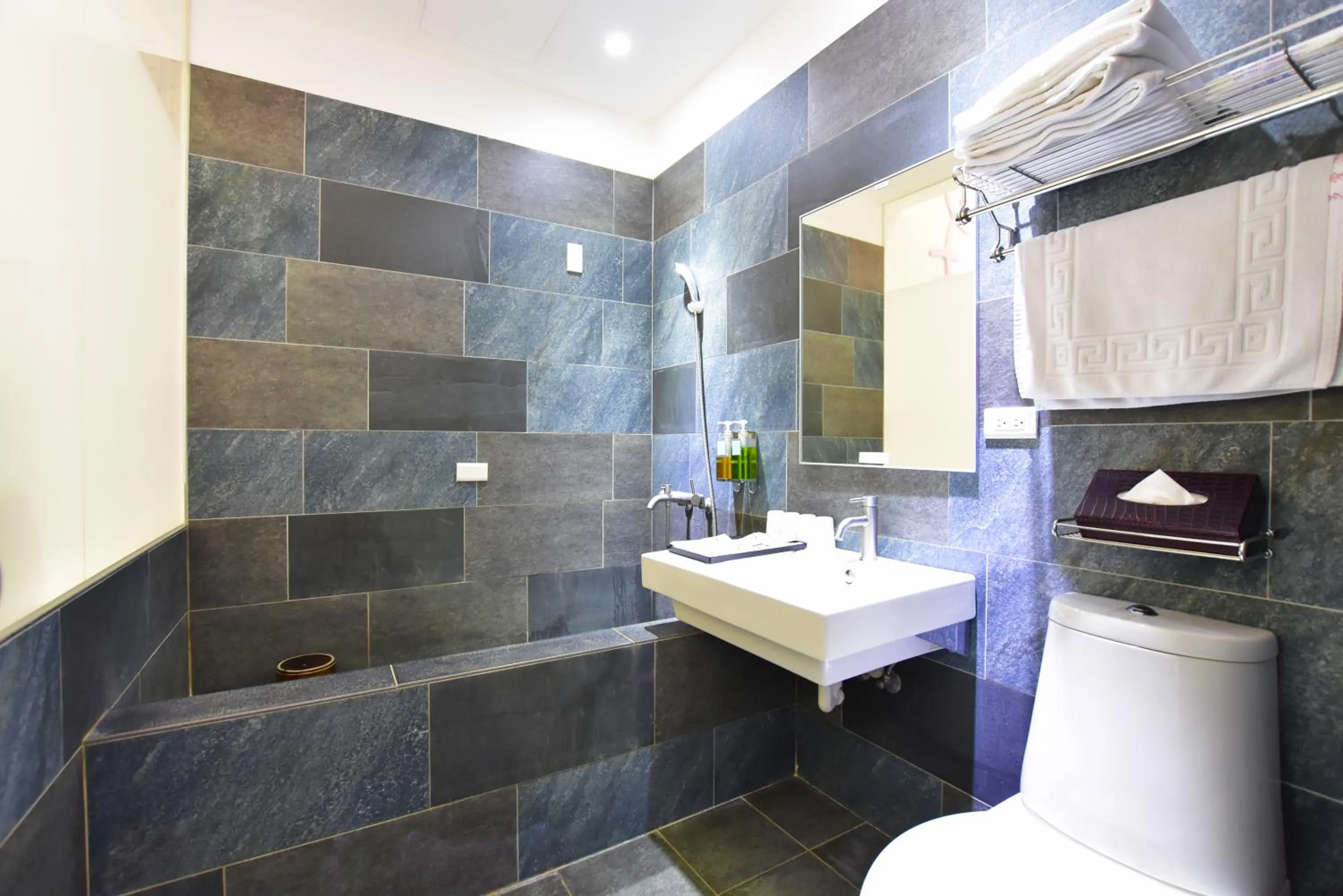 Duoai Mineral Spring