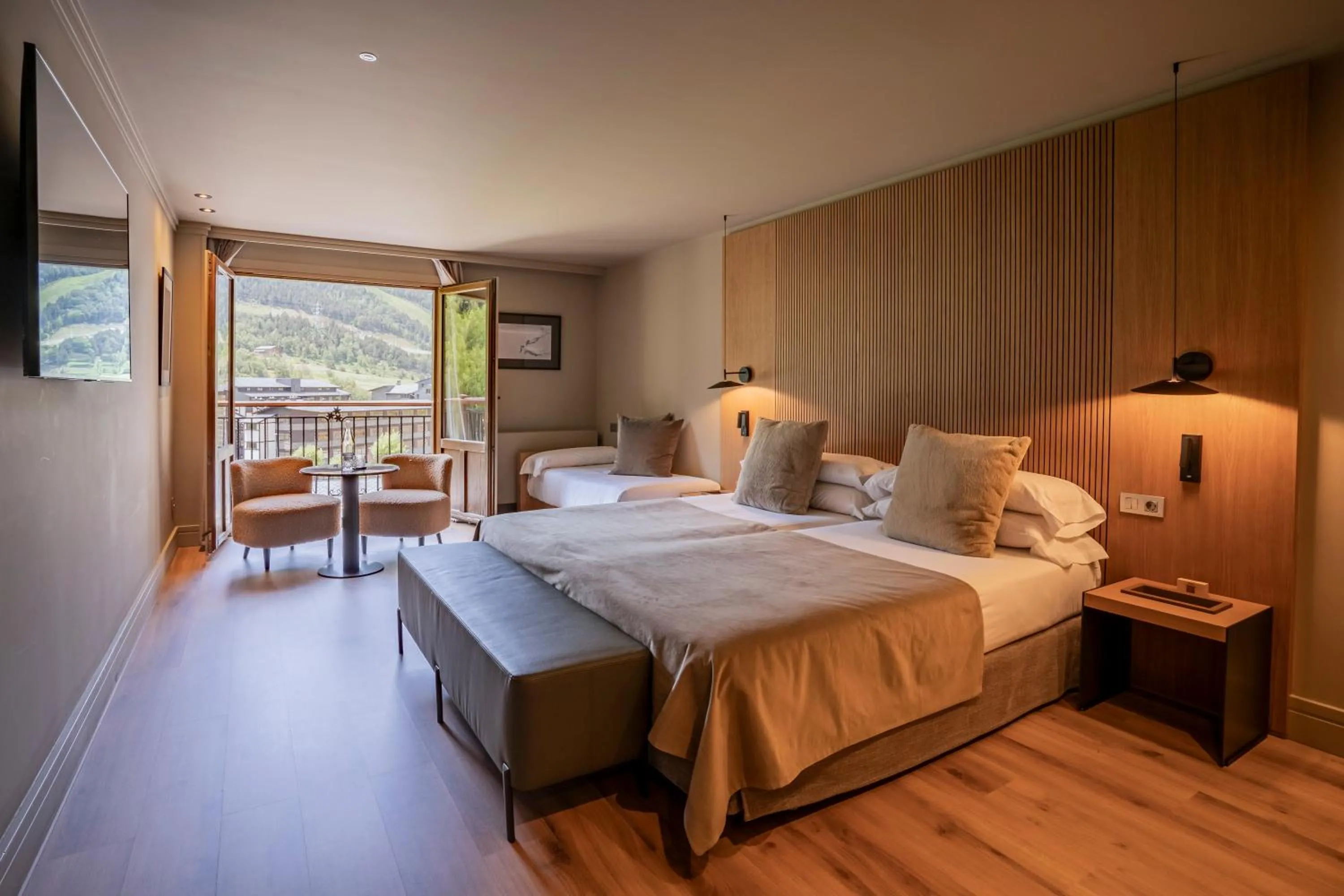 Bedroom, Bed in Serras Andorra