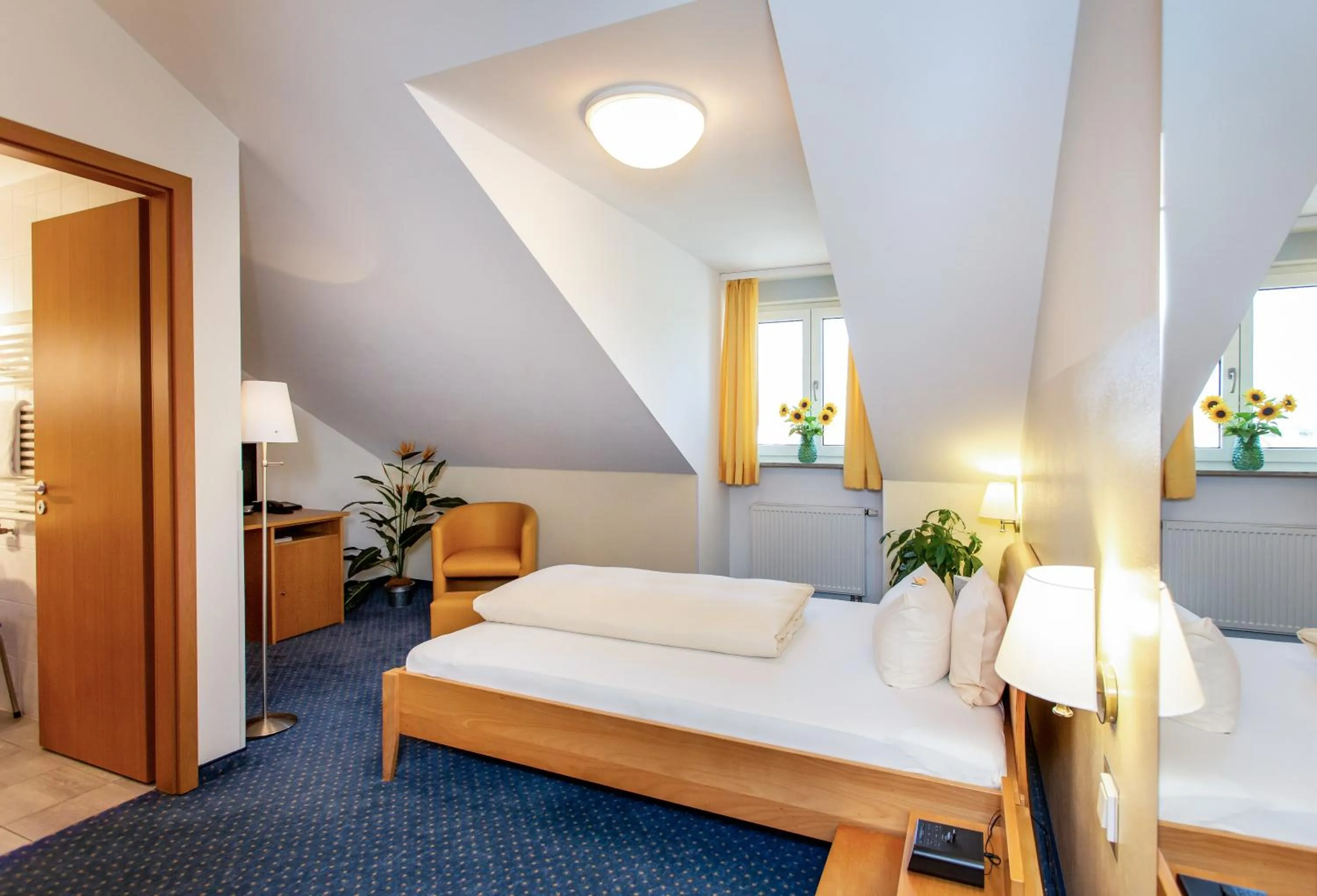 Photo of the whole room, Bed in Arcus Hotel München Messe