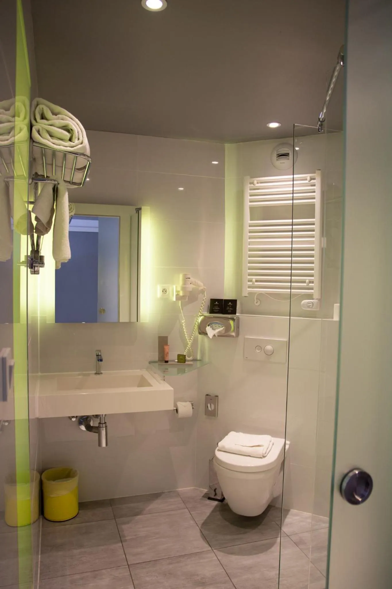 Bathroom in Colmar Hotel