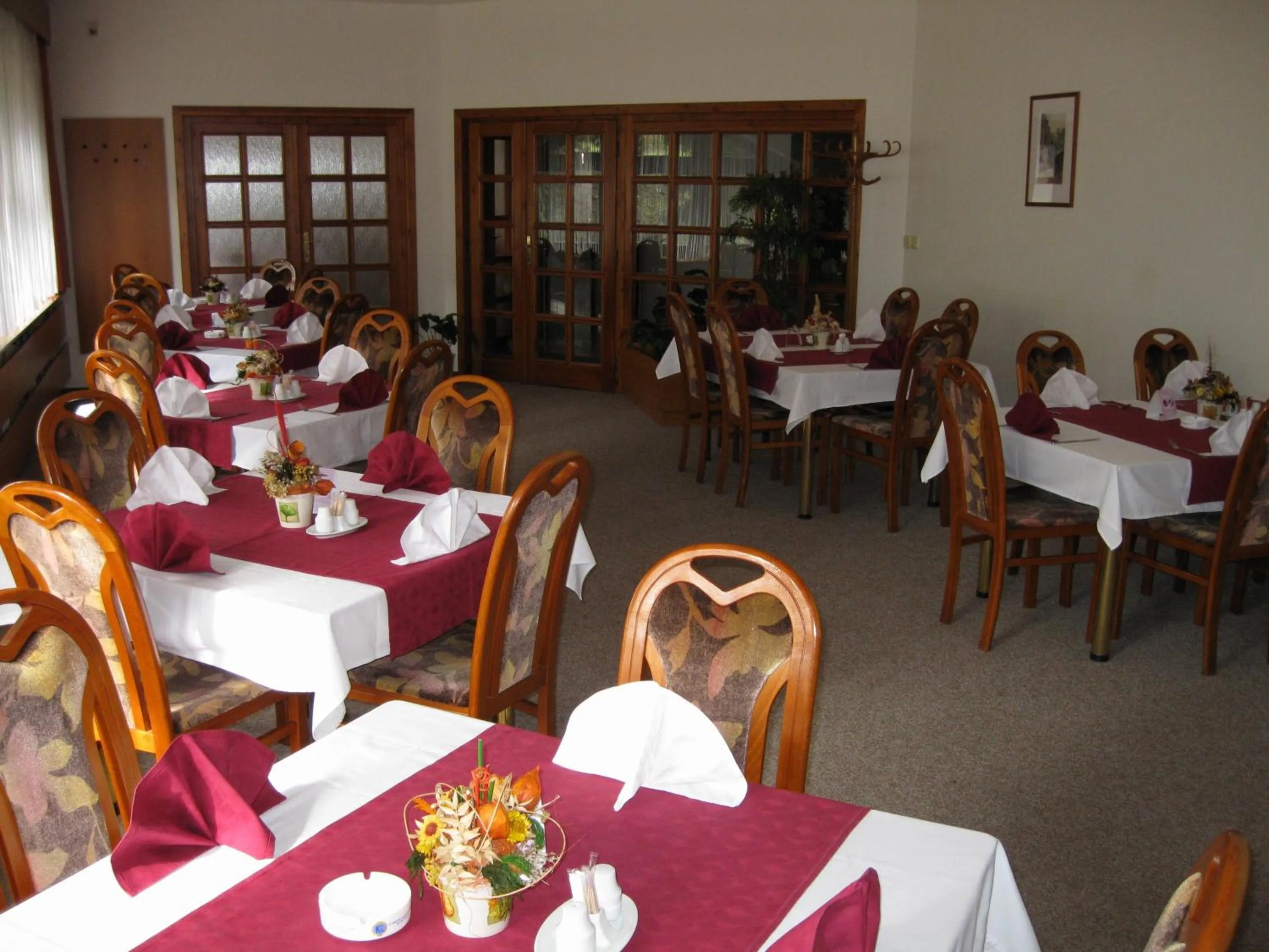 Restaurant/Places to Eat in Hotel Amos