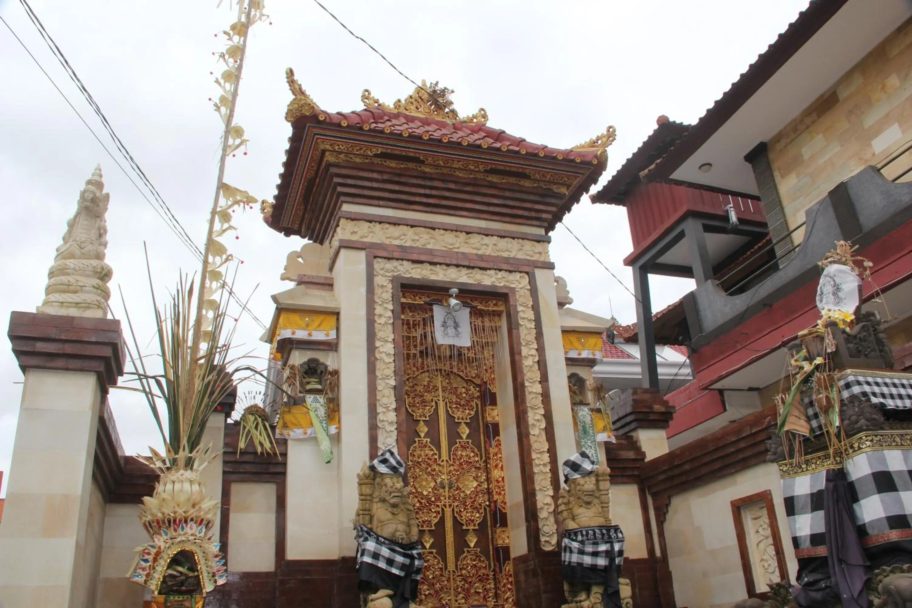 Facade/entrance in The Kutaya