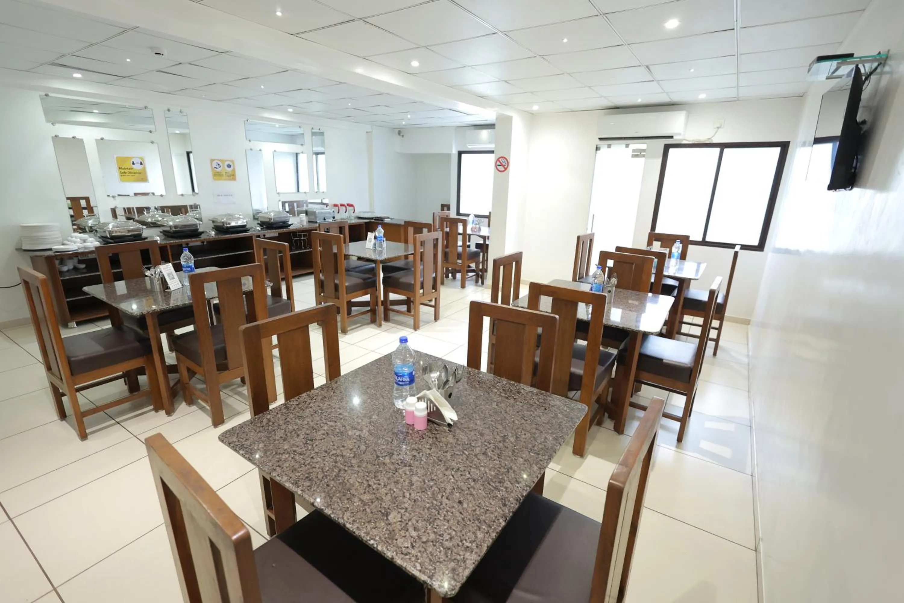 Restaurant/places to eat in Hotel Hospice