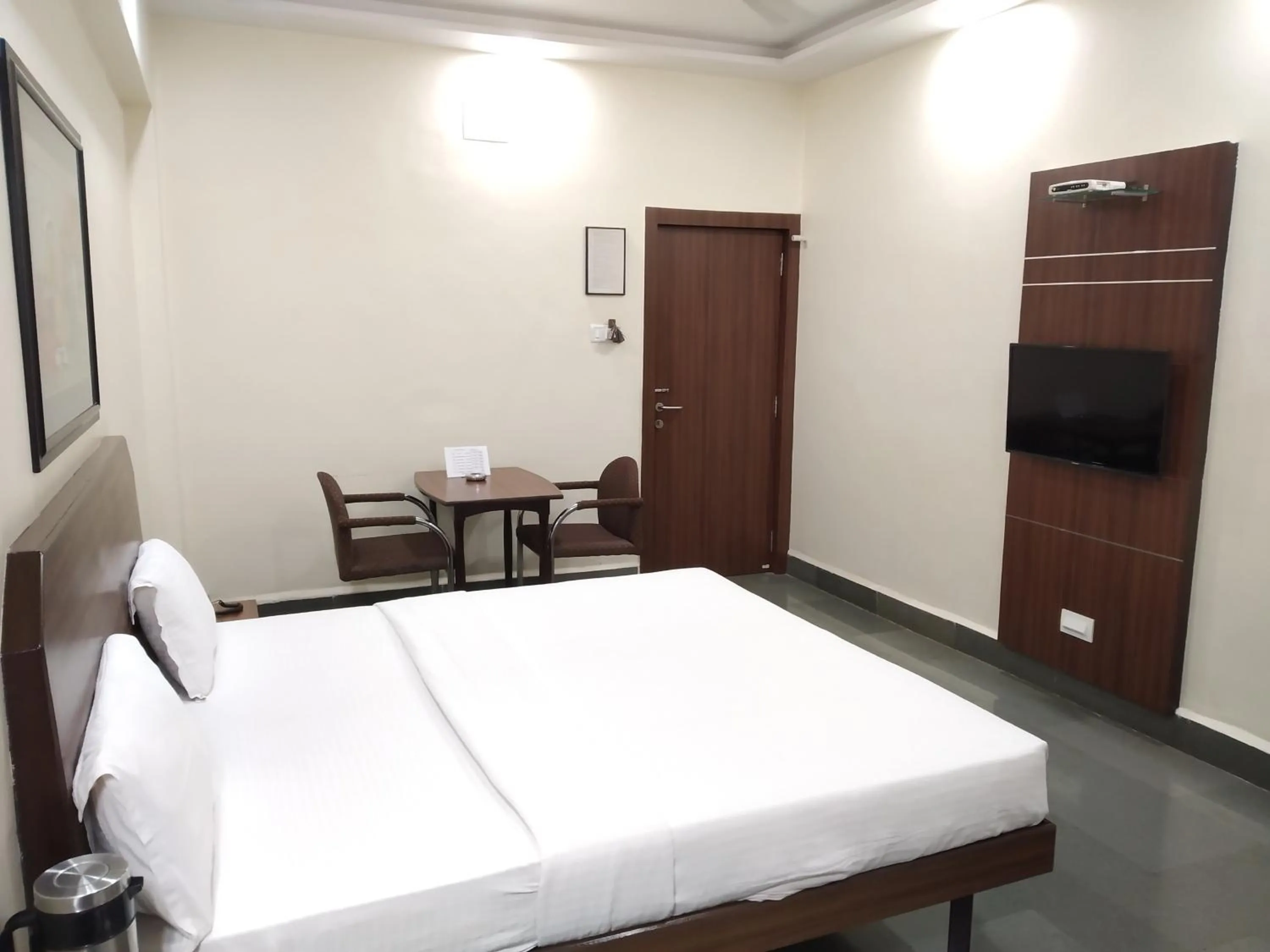 TV and multimedia, Bed in Hotel Hospice