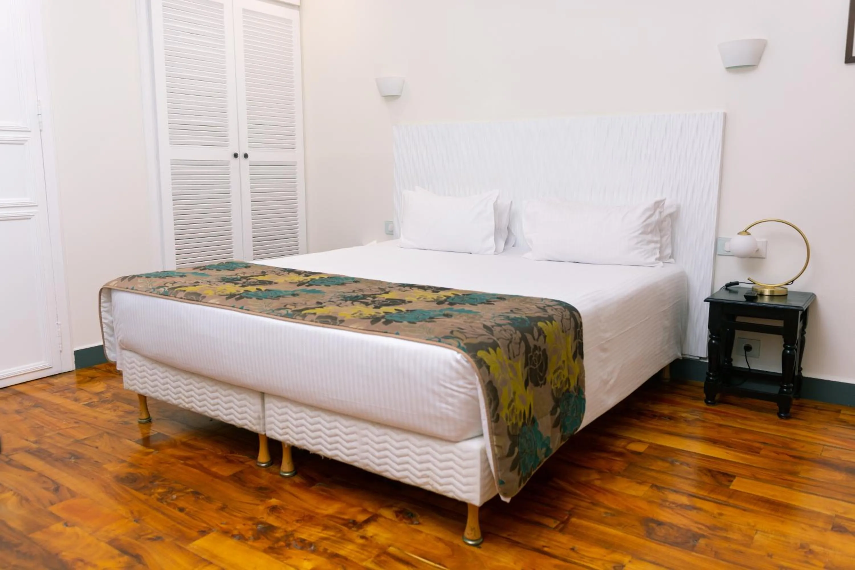 Photo of the whole room in Villa Angélique - Hôtel classé Monument Historique