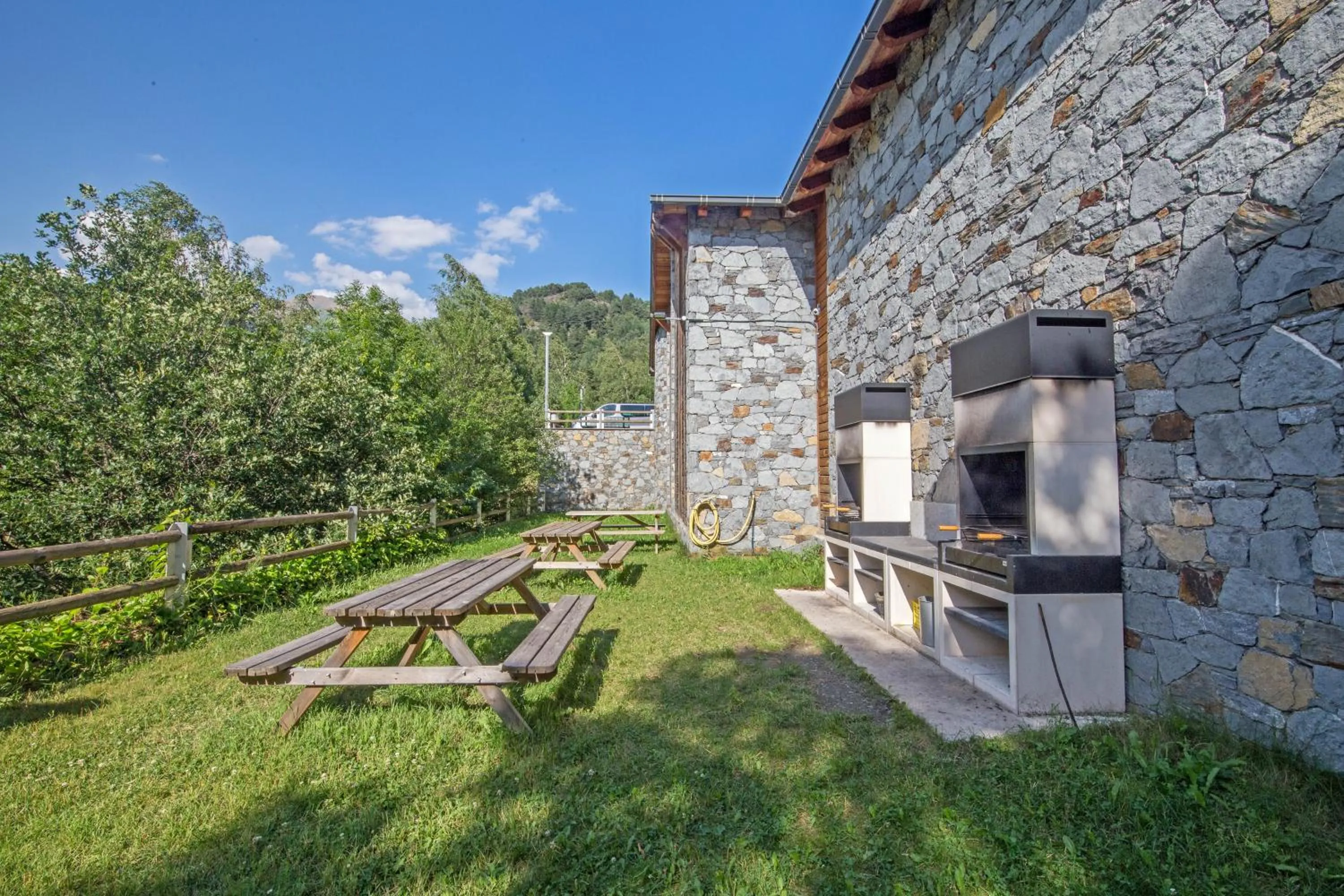 BBQ facilities in Apartaments Giberga