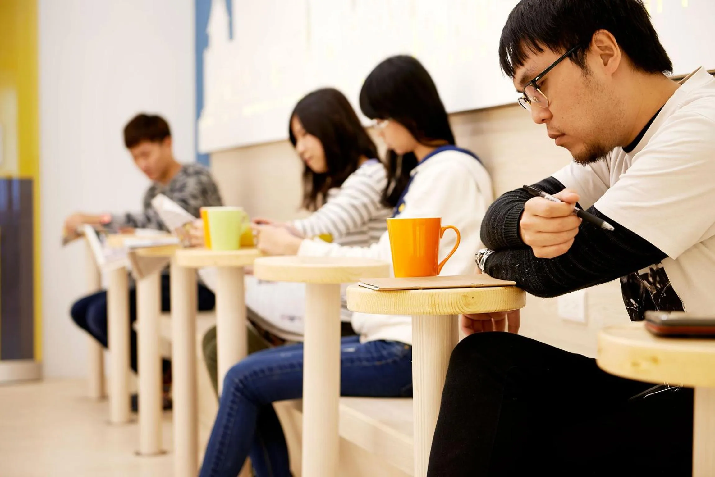 group of guests in Ease Single Inn