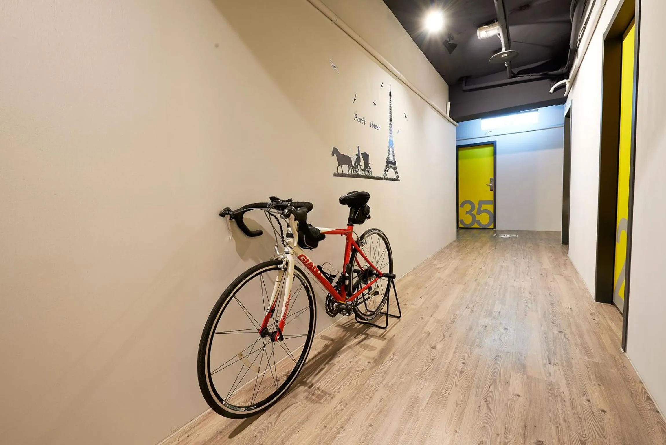 Other in Ease Single Inn