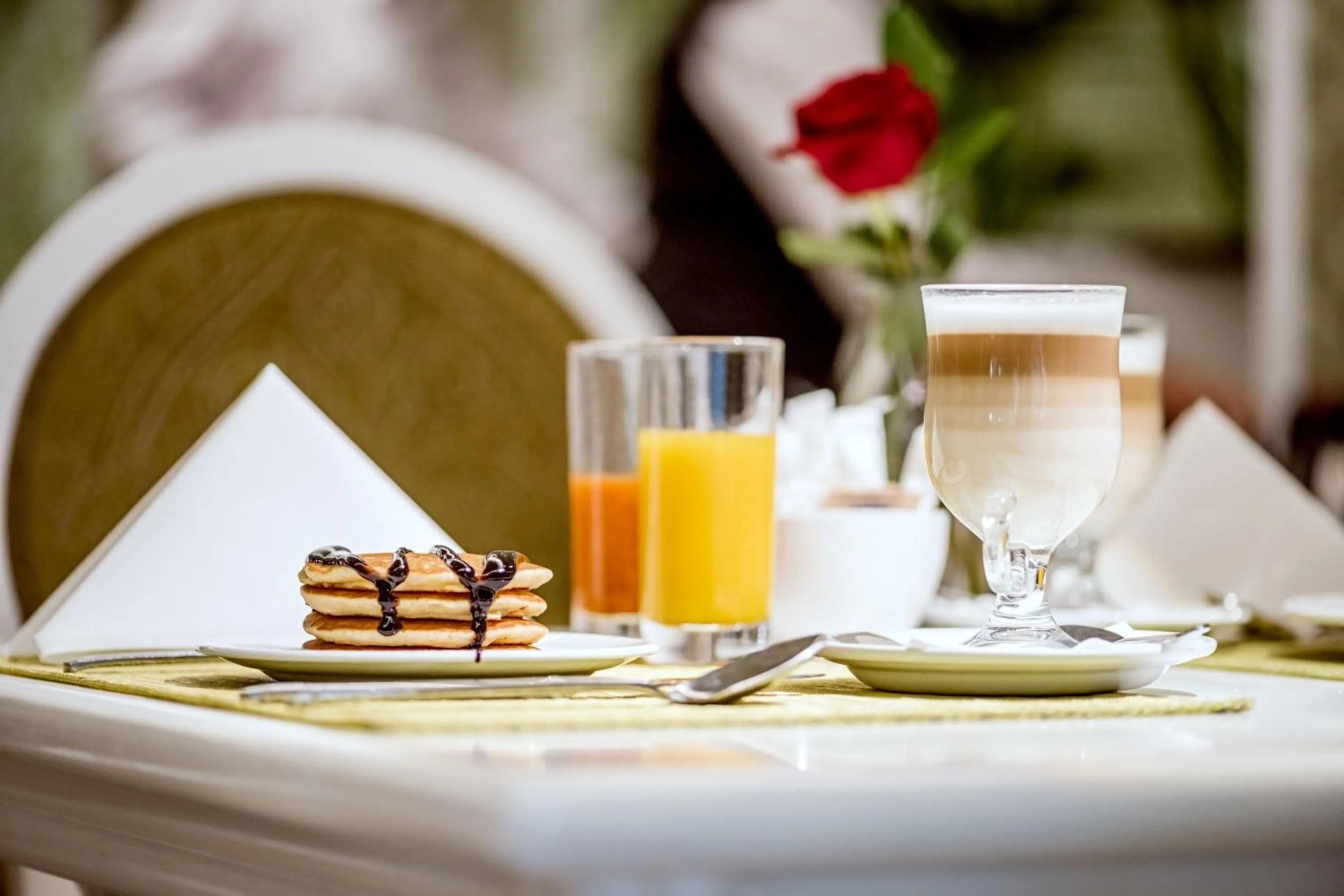 Breakfast in Pine Cliffs Ocean Suites, a Luxury Collection Resort & Spa, Algarve