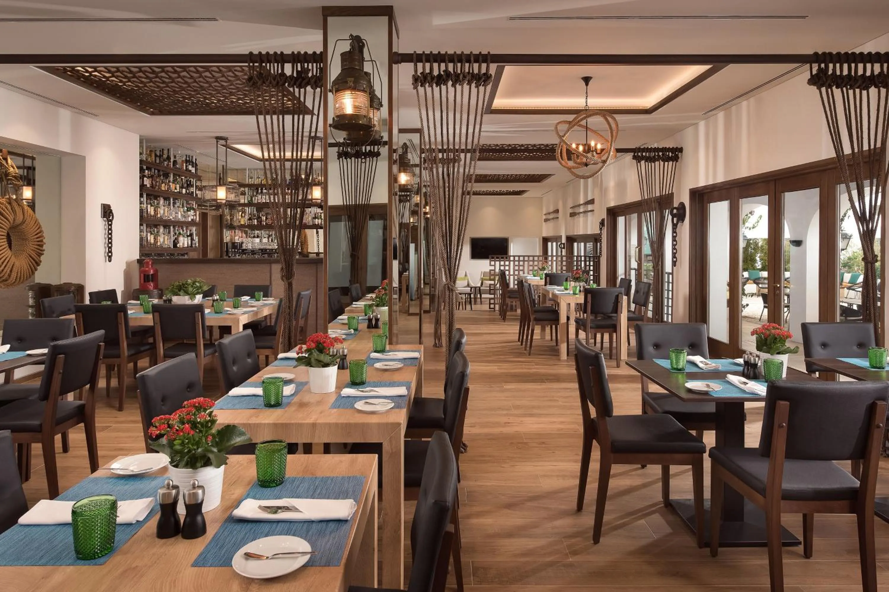 Restaurant/places to eat in Pine Cliffs Ocean Suites, a Luxury Collection Resort & Spa, Algarve