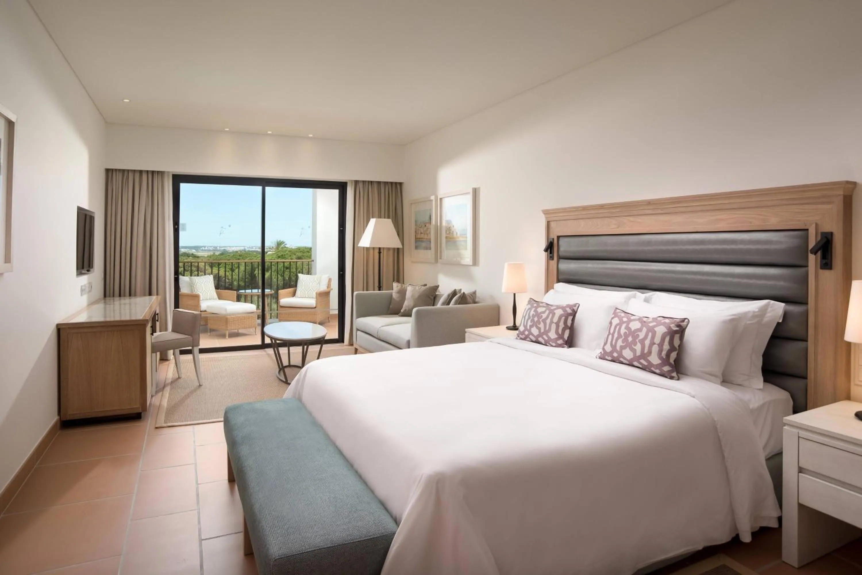 Photo of the whole room, Bed in Pine Cliffs Ocean Suites, a Luxury Collection Resort & Spa, Algarve