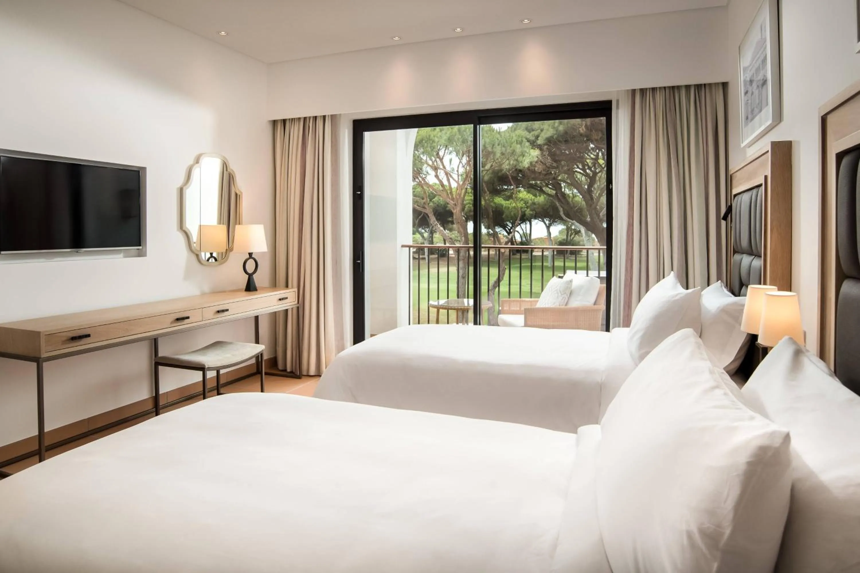 Bedroom, Bed in Pine Cliffs Ocean Suites, a Luxury Collection Resort & Spa, Algarve