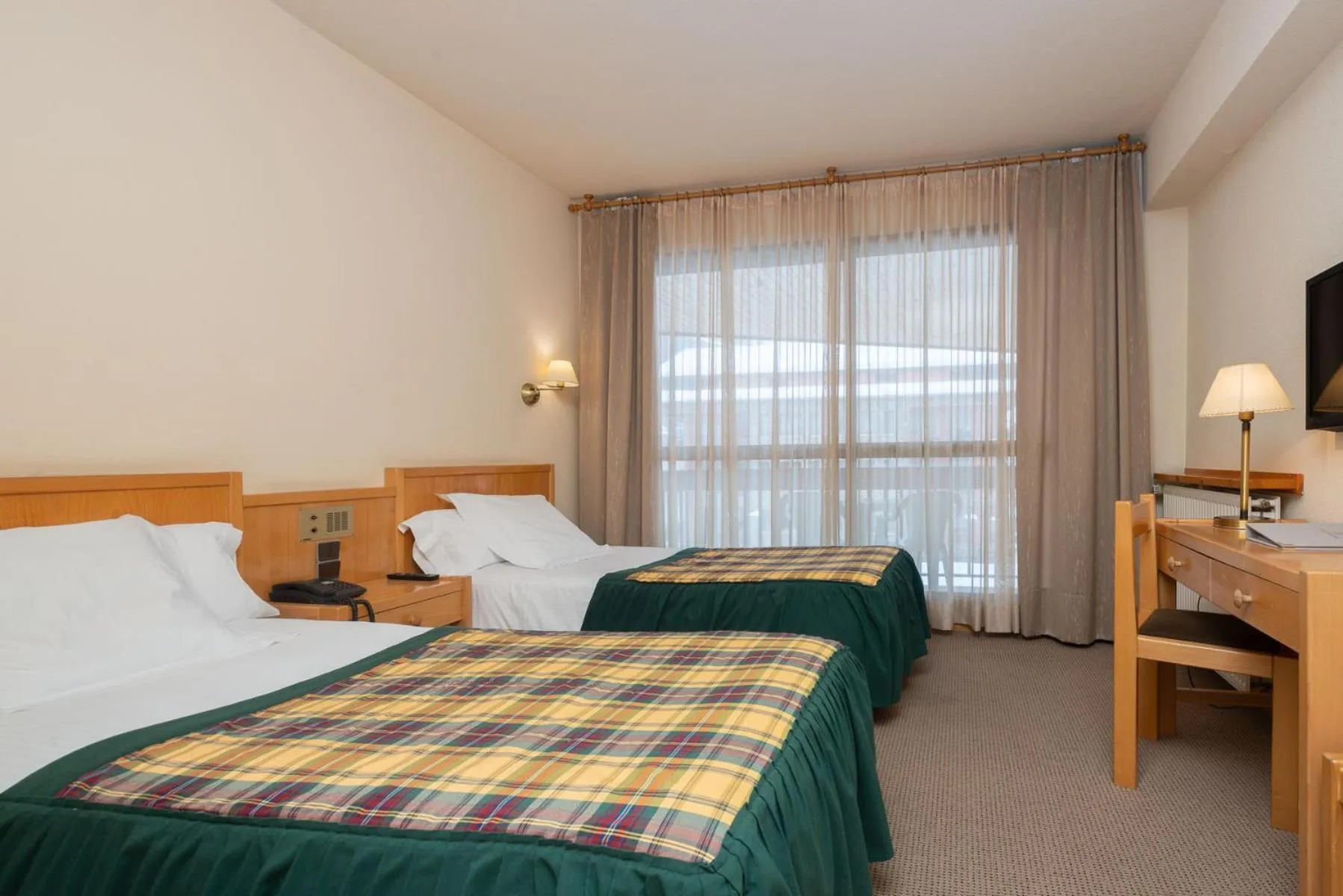 Bedroom, Bed in Hotel Bonavida