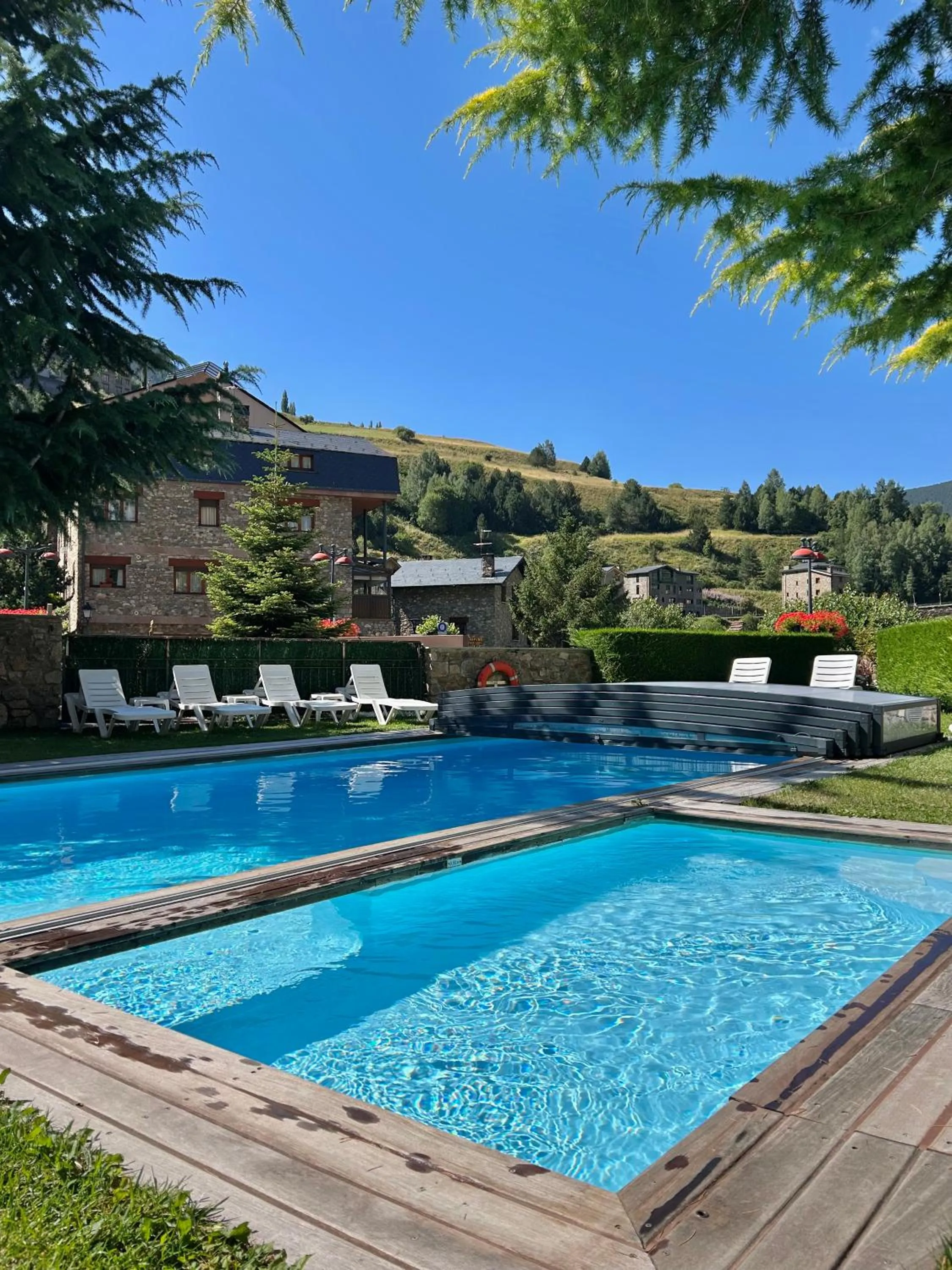 Swimming pool in Hotel Bonavida