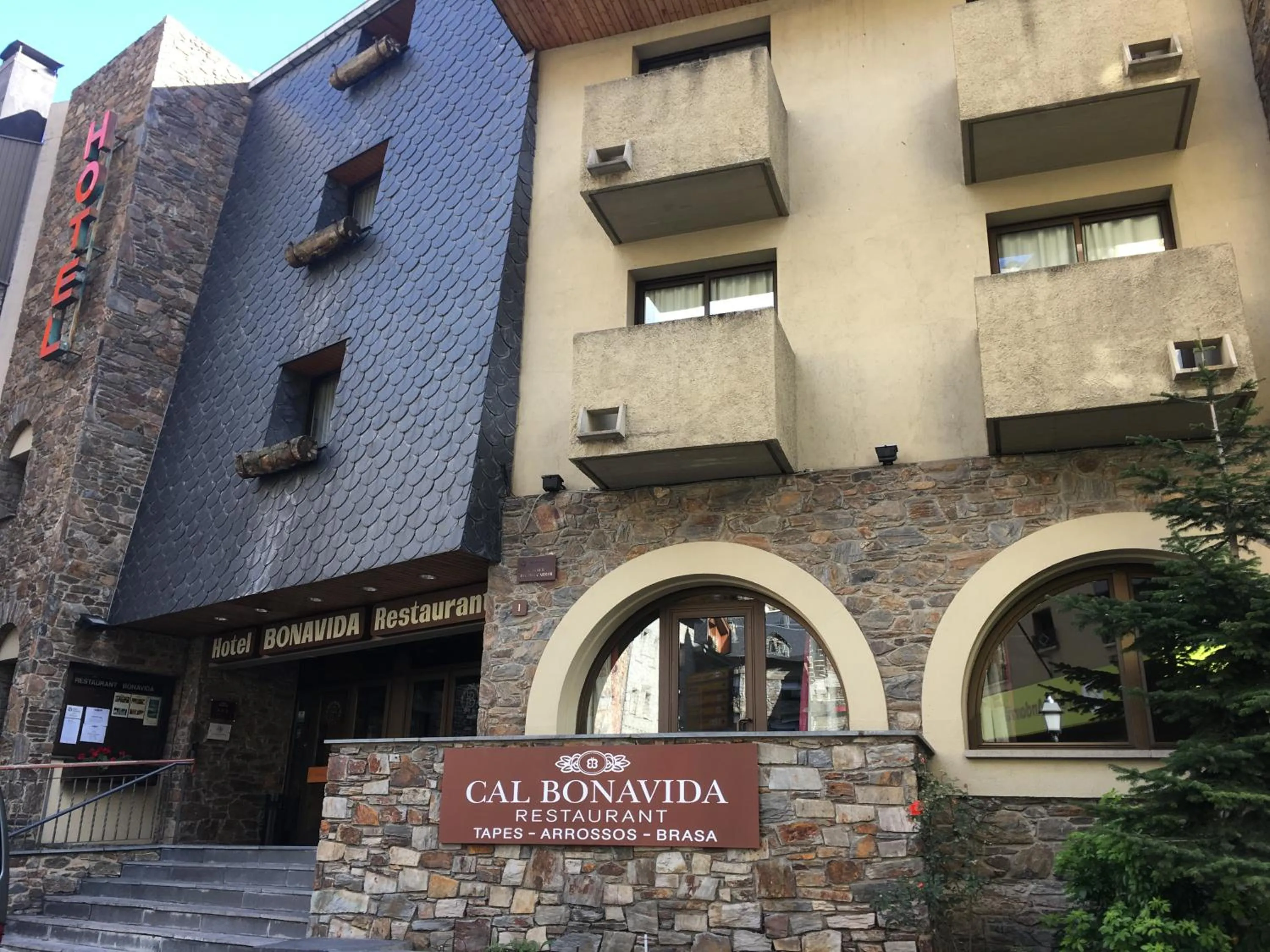 Property building in Hotel Bonavida