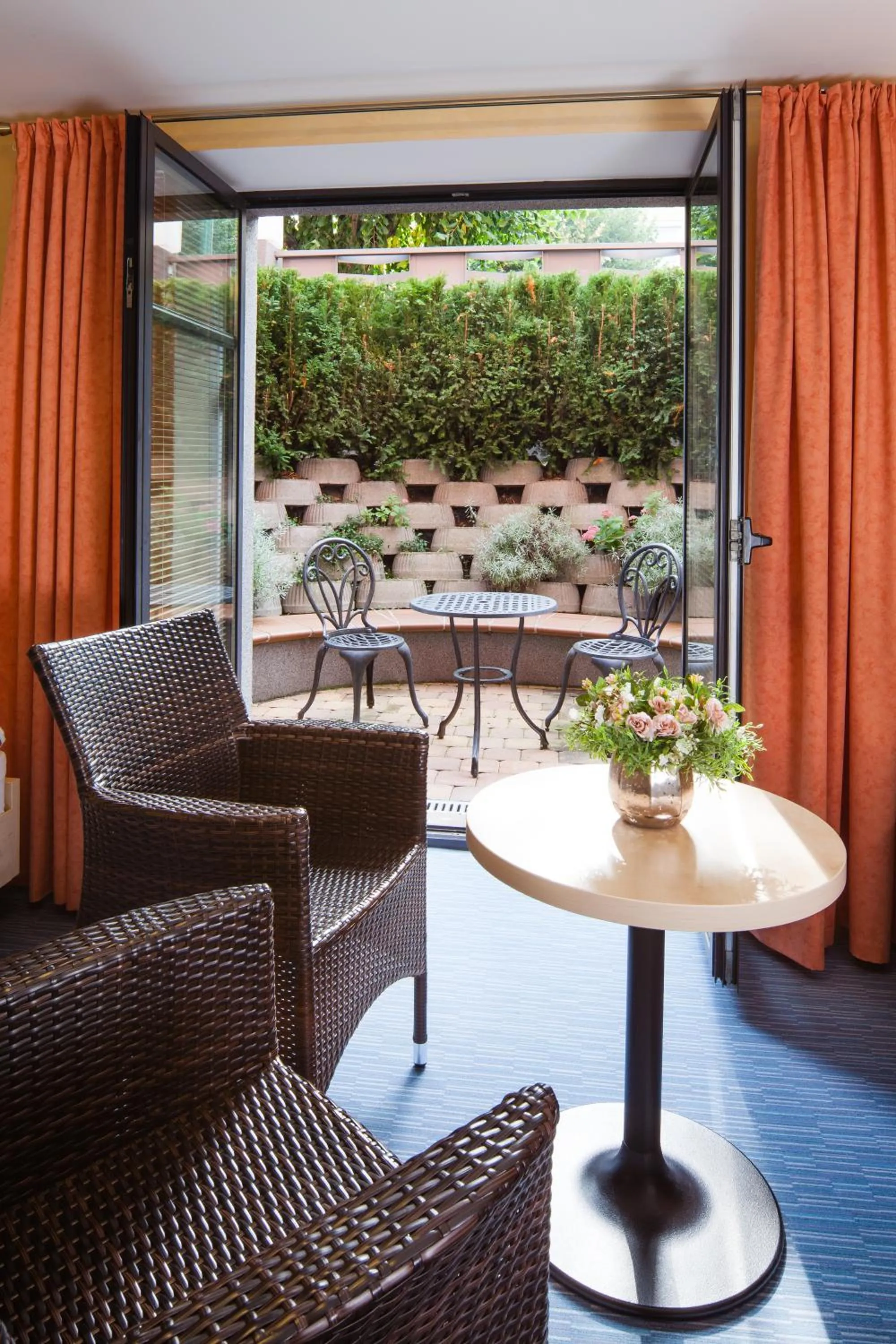 Patio in Hotel Conti
