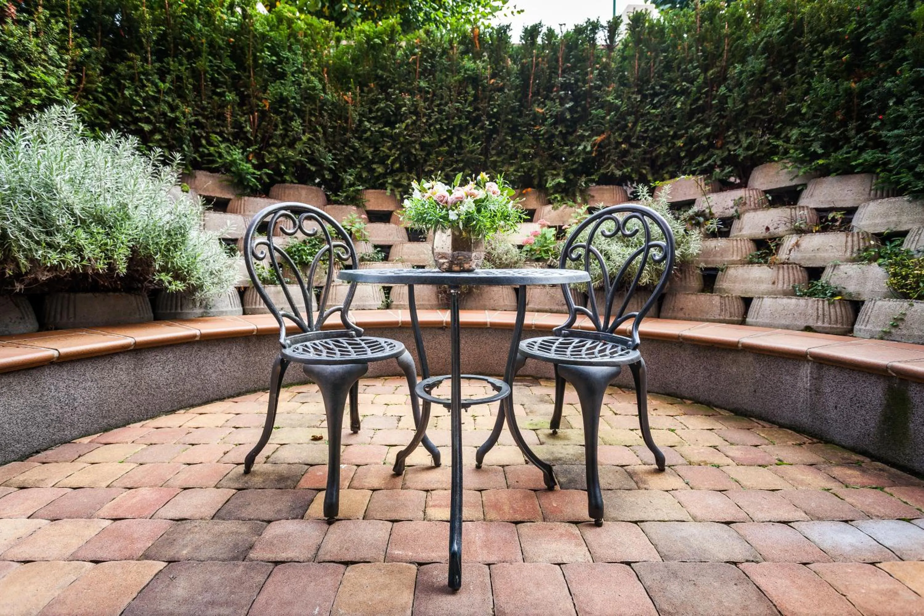 Patio in Hotel Conti