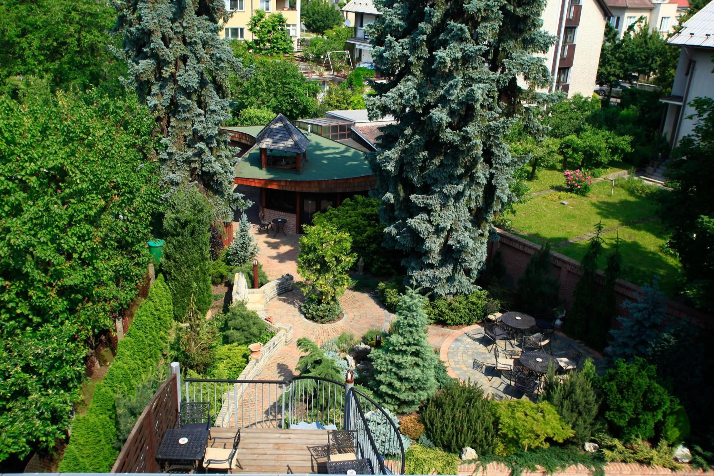 Garden in Hotel Conti