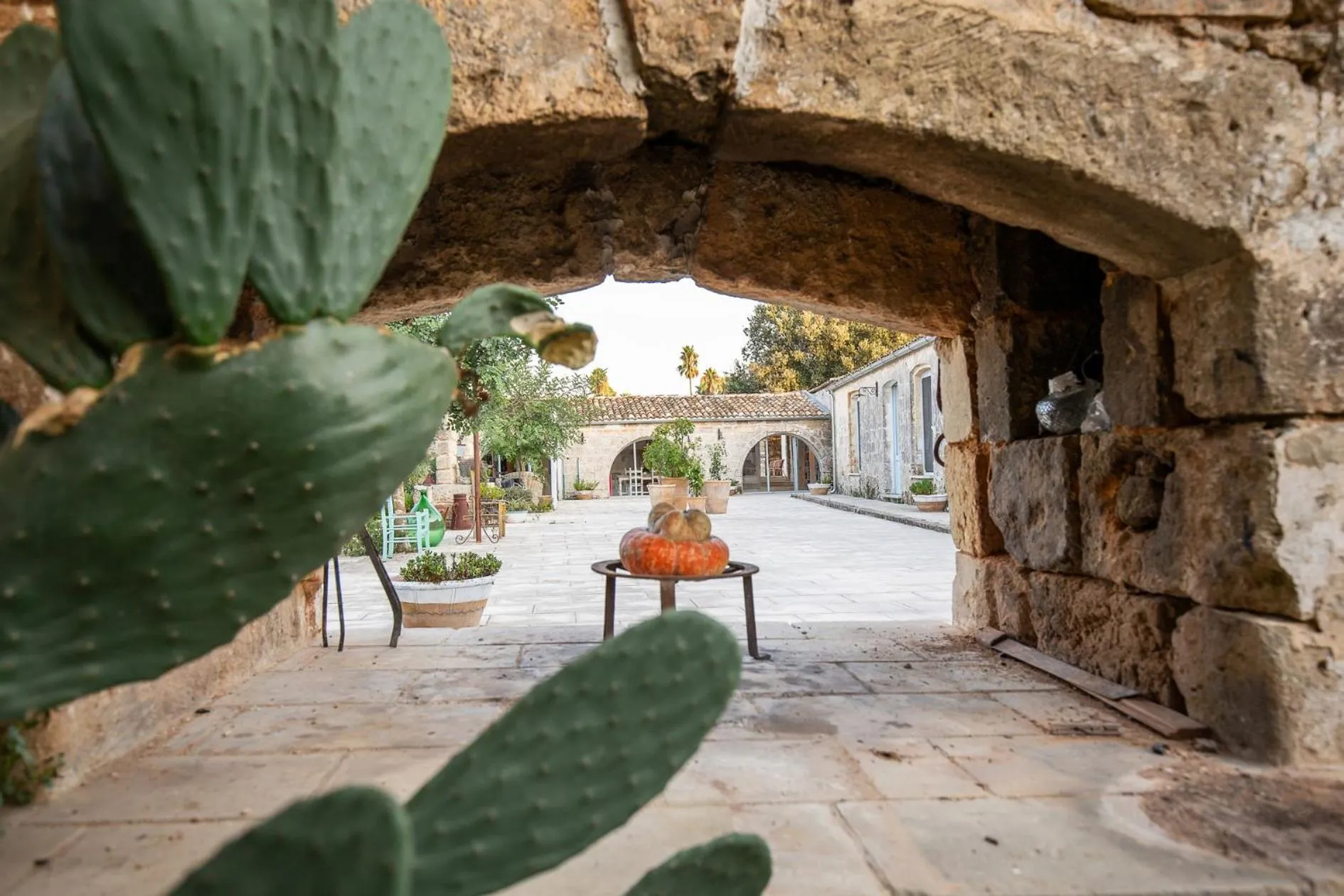 Patio in Masseria Violante Boutique Hotel