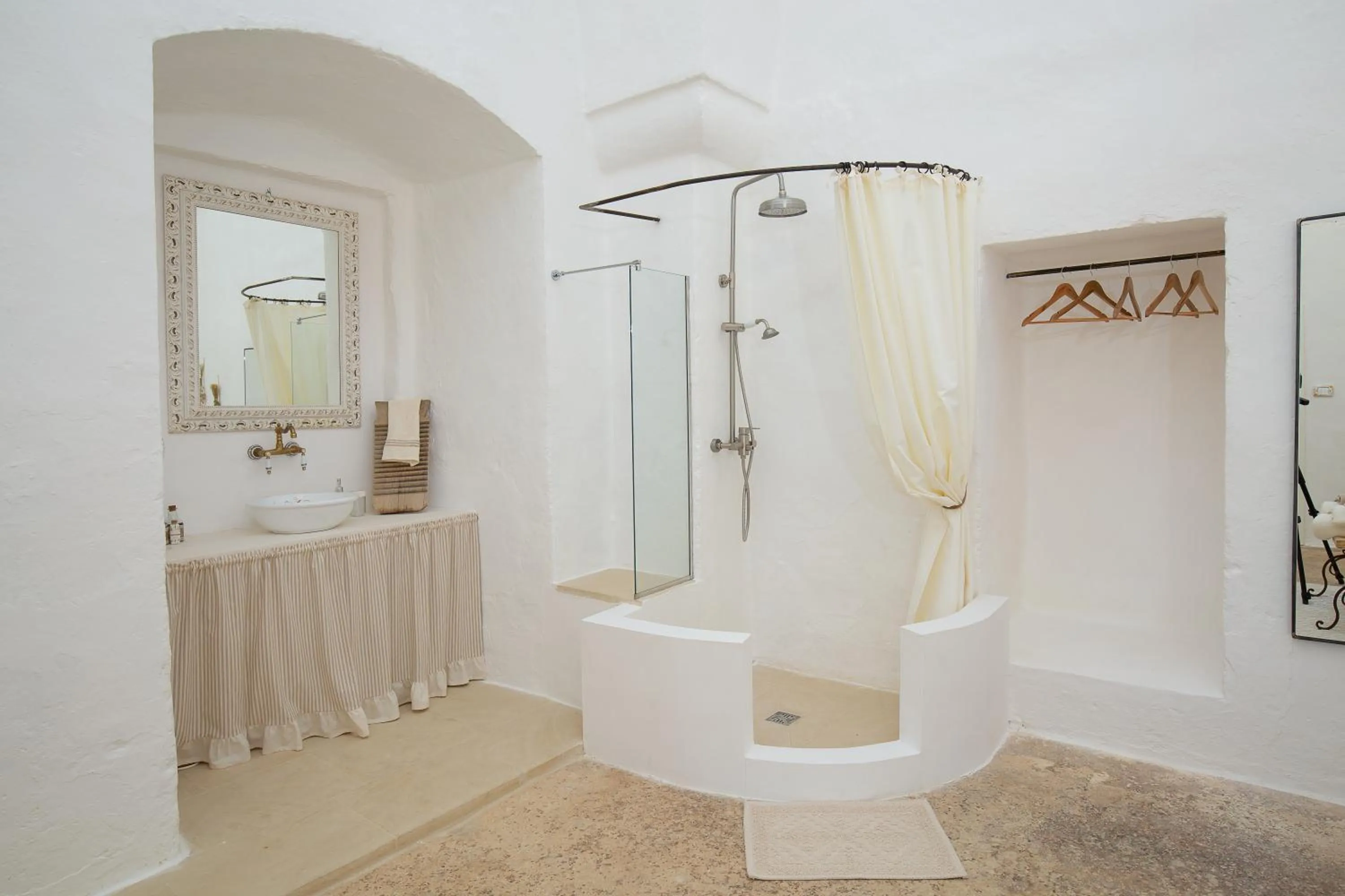 Bathroom in Masseria Violante Boutique Hotel