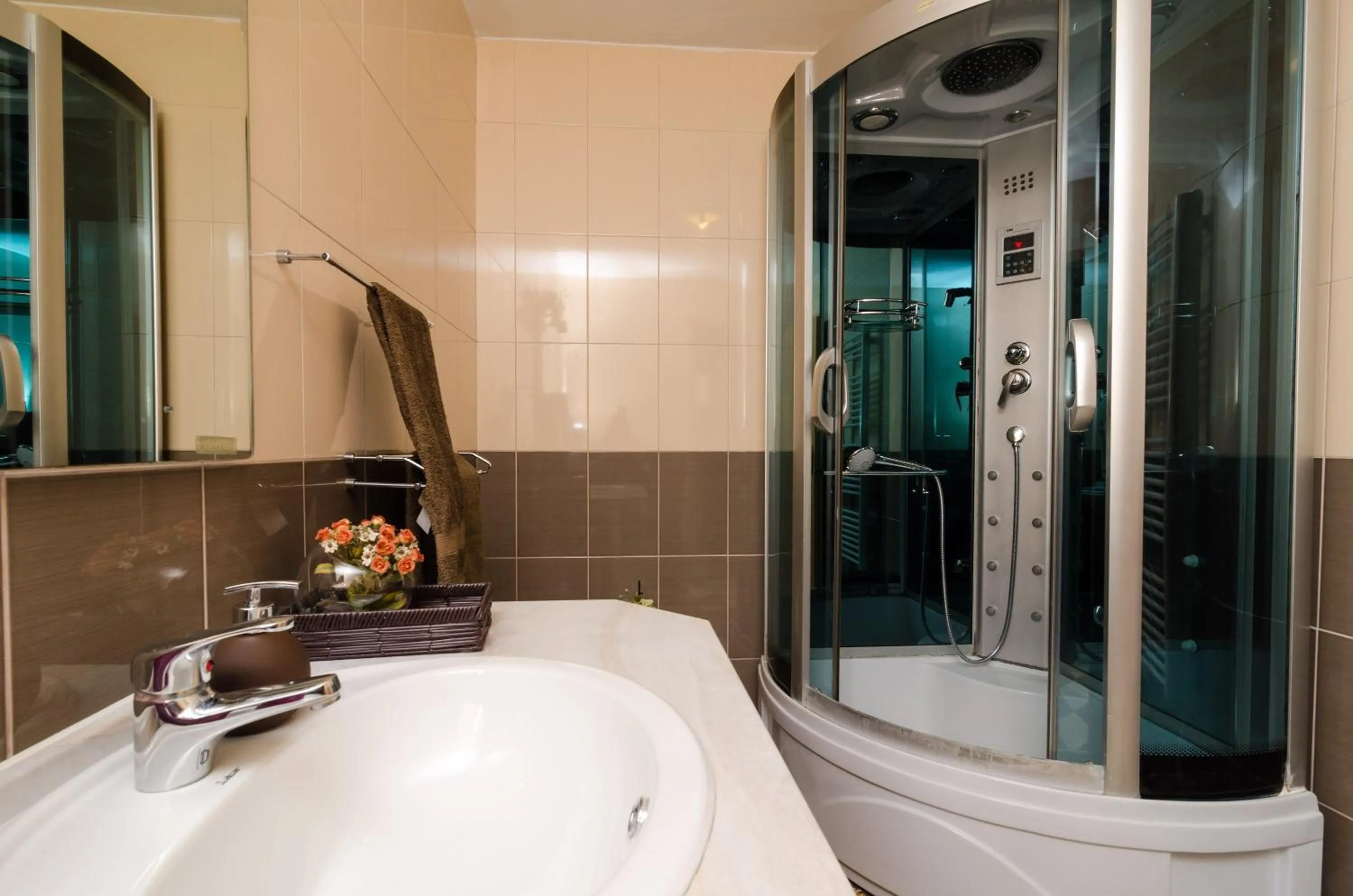 Bathroom in Apartments Bell Memories