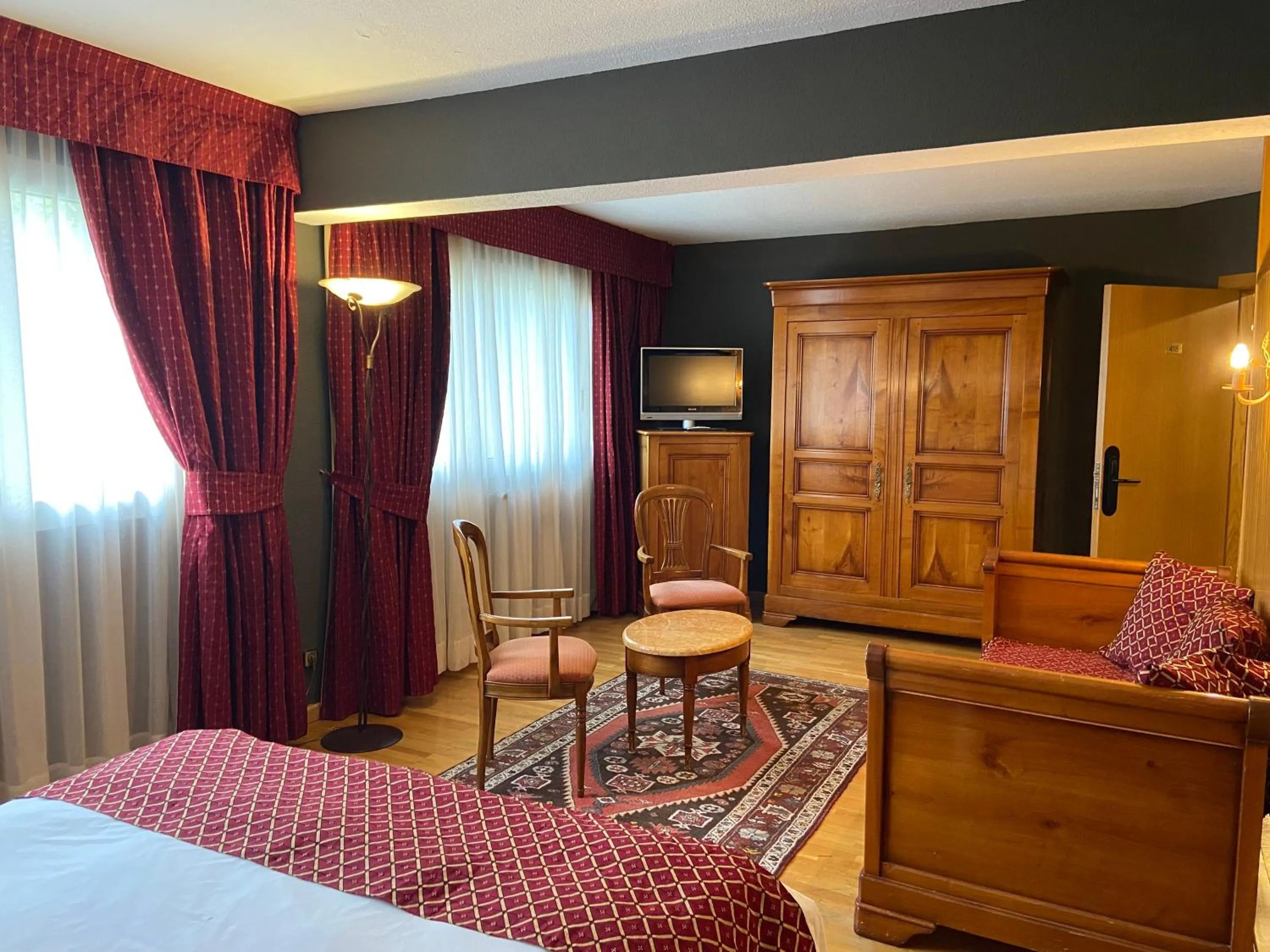 Bedroom, Bed in Hotel & SPA Llop Gris