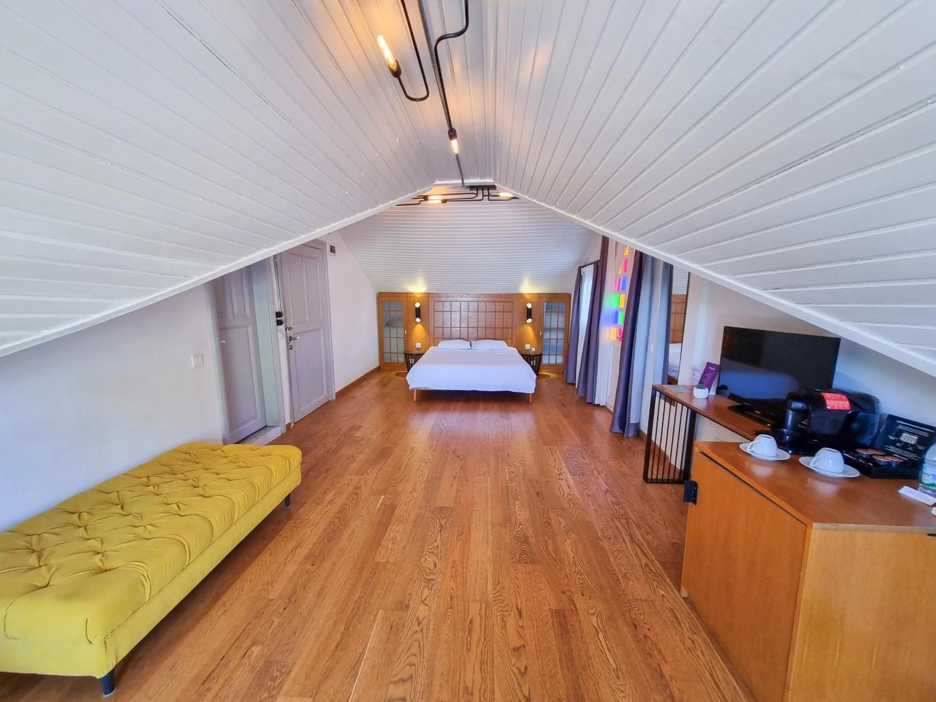 Bed in Serguzest Otel