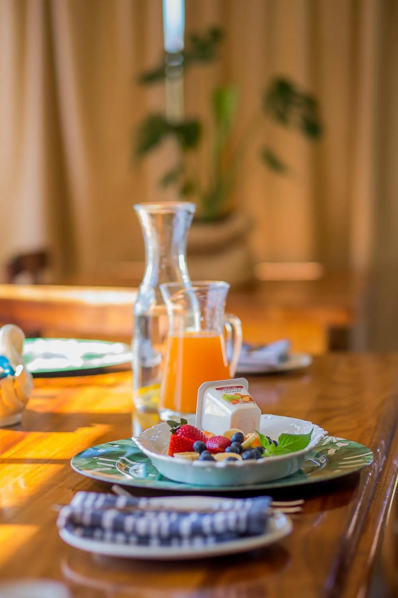 Breakfast in 7 On Annandale B&B