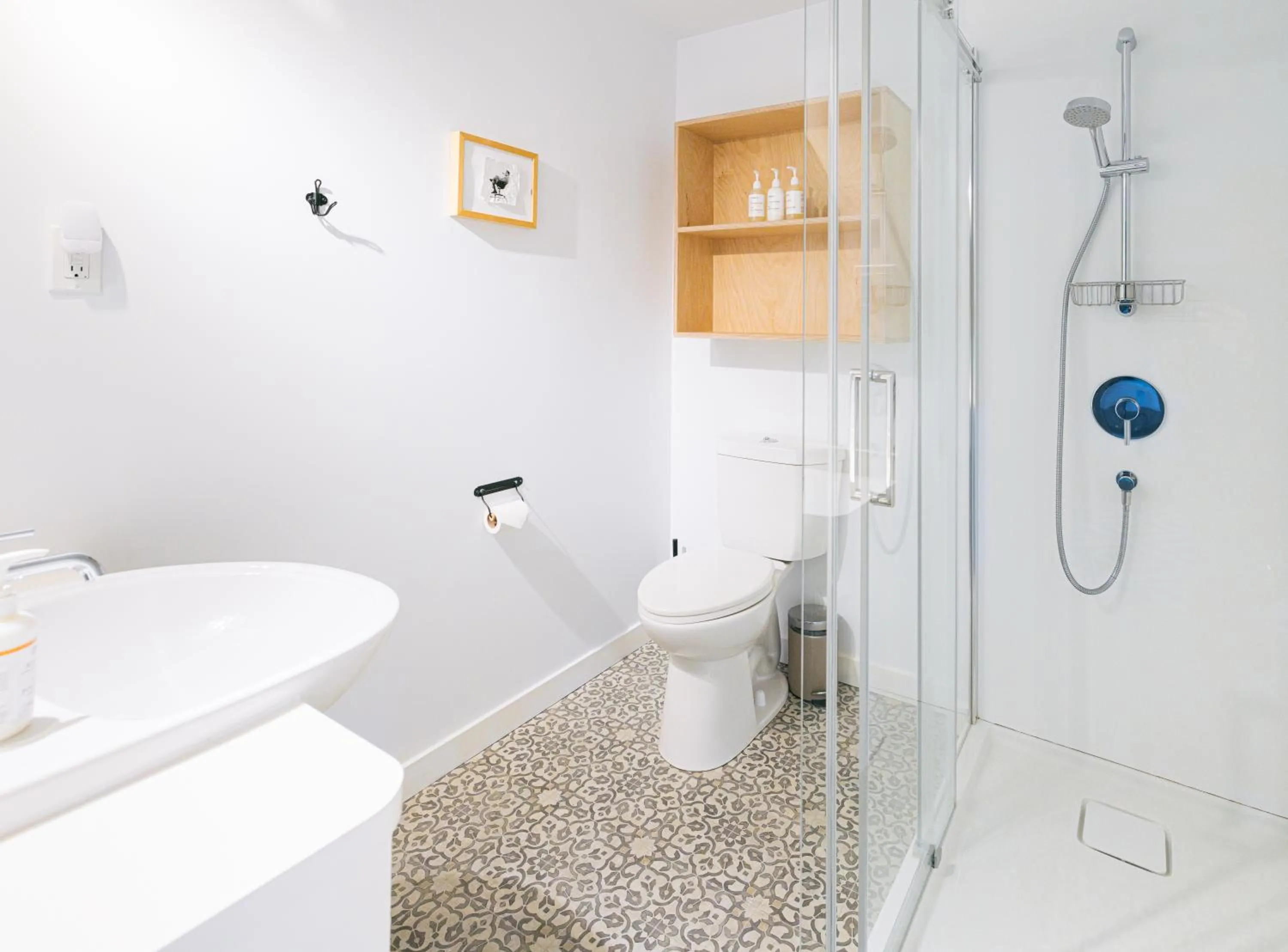 Bathroom in Beatnik Hotel