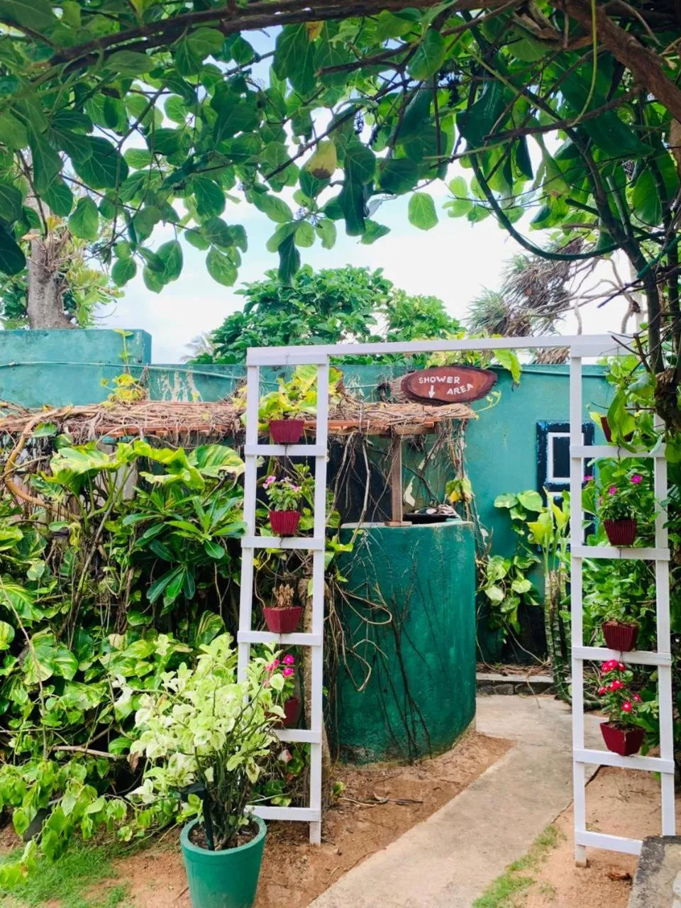 Shower in Janus Paradise Rest