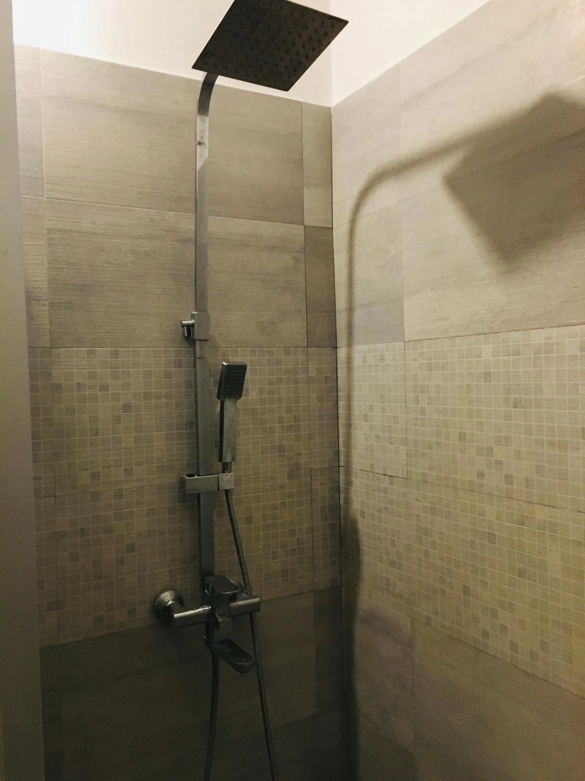 Shower in Janus Paradise Rest