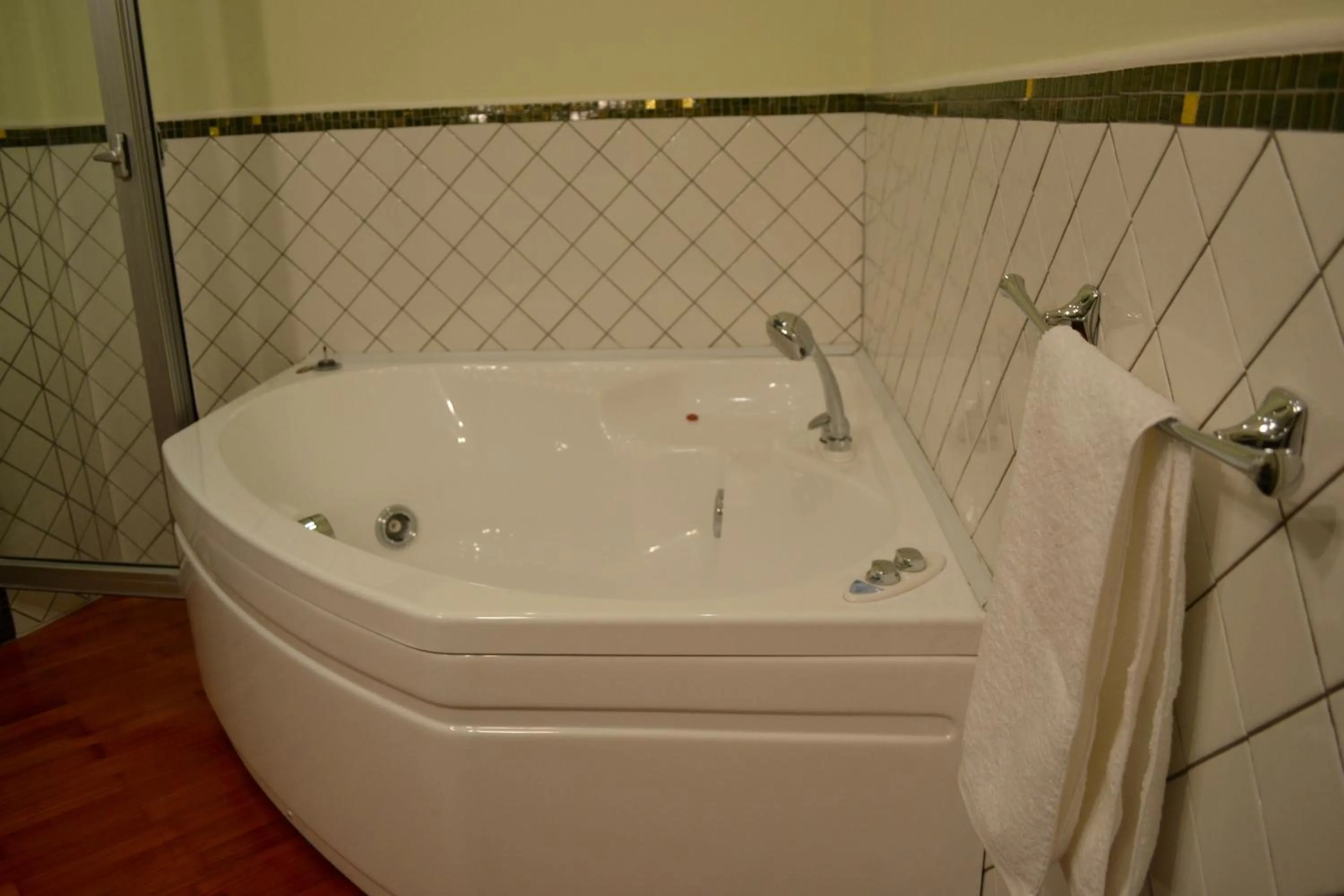 Hot Tub in Dimora Tafuri